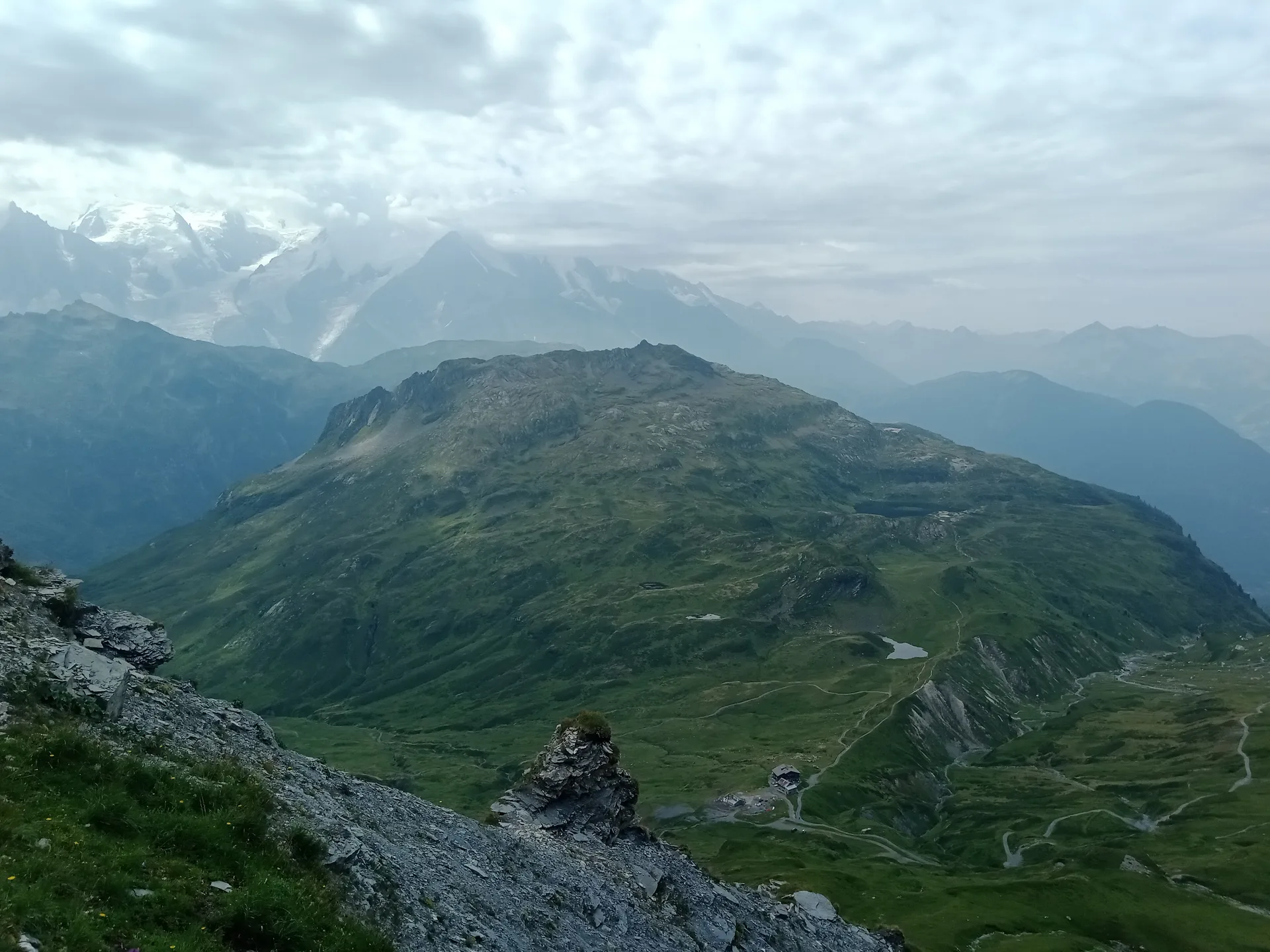 Lac d'Anterne à Passy — À 1,2 km du lac