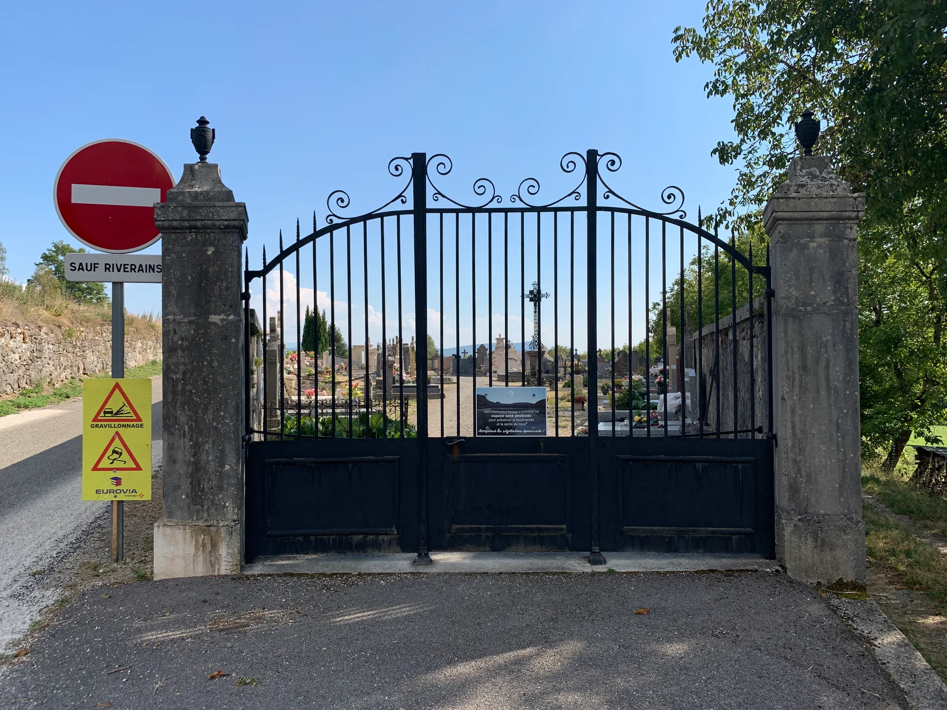 Lac d'Armaille à Saint-Germain-les-Paroisses — À 1,1 km du lac