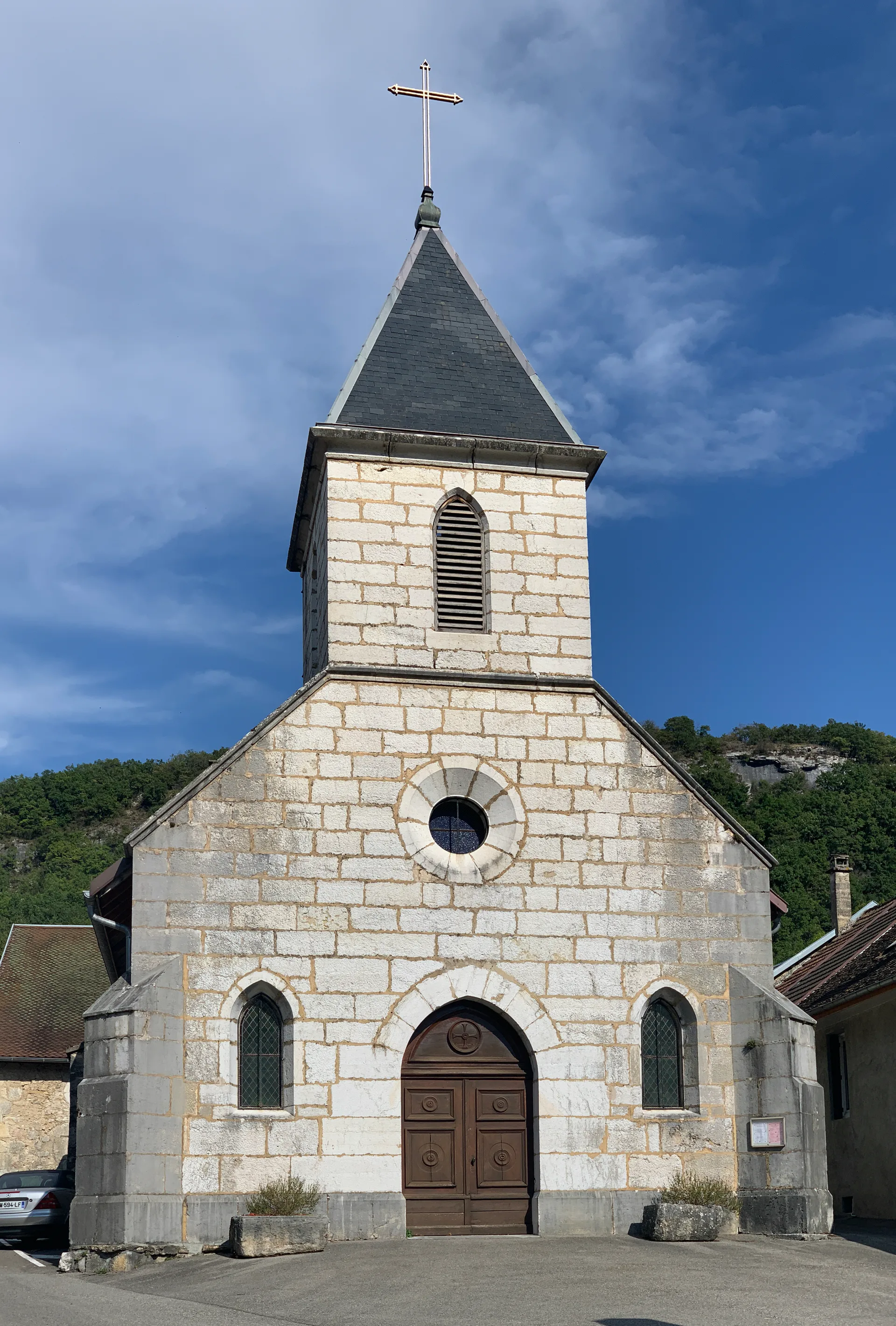 Lac d'Armaille à Saint-Germain-les-Paroisses — À 1,4 km du lac