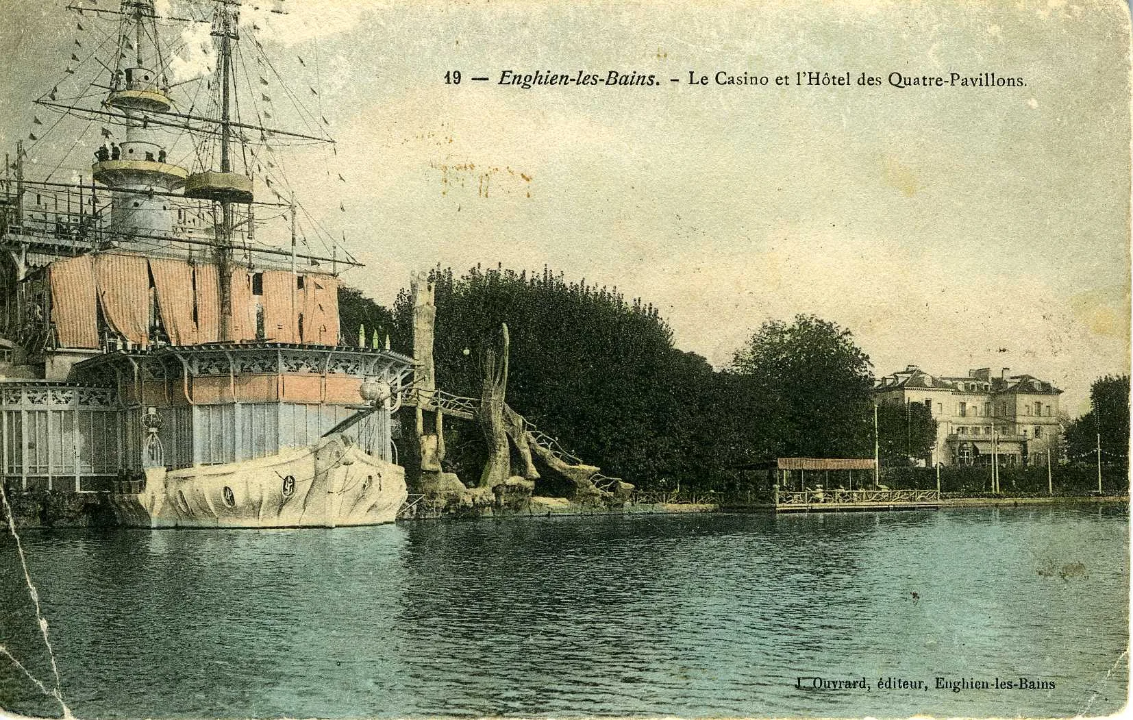 Lac d'Enghien à Enghien-les-Bains — À 290 m du lac
