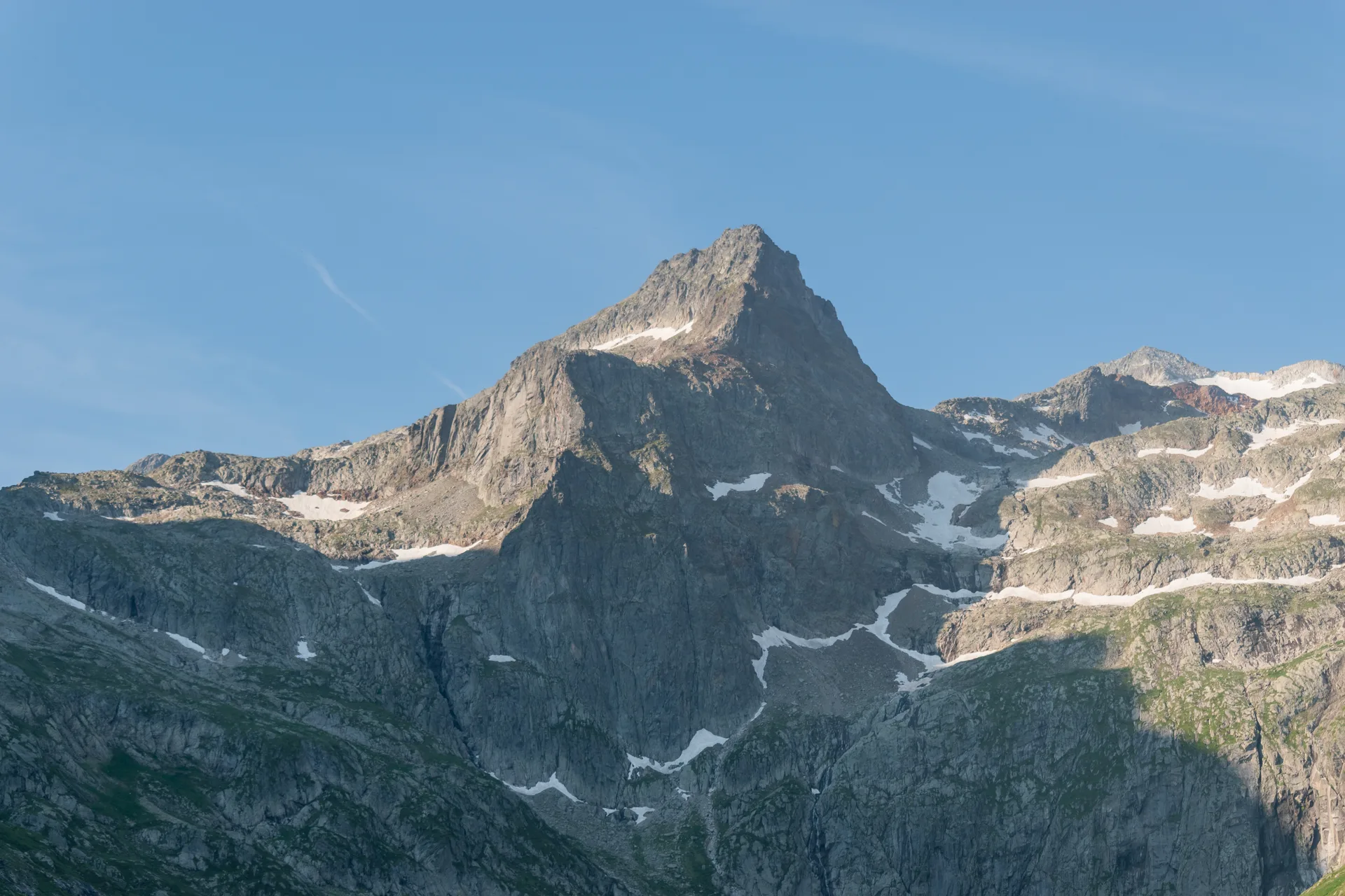 Lac d'Espingo à Oô — À 324 m du lac