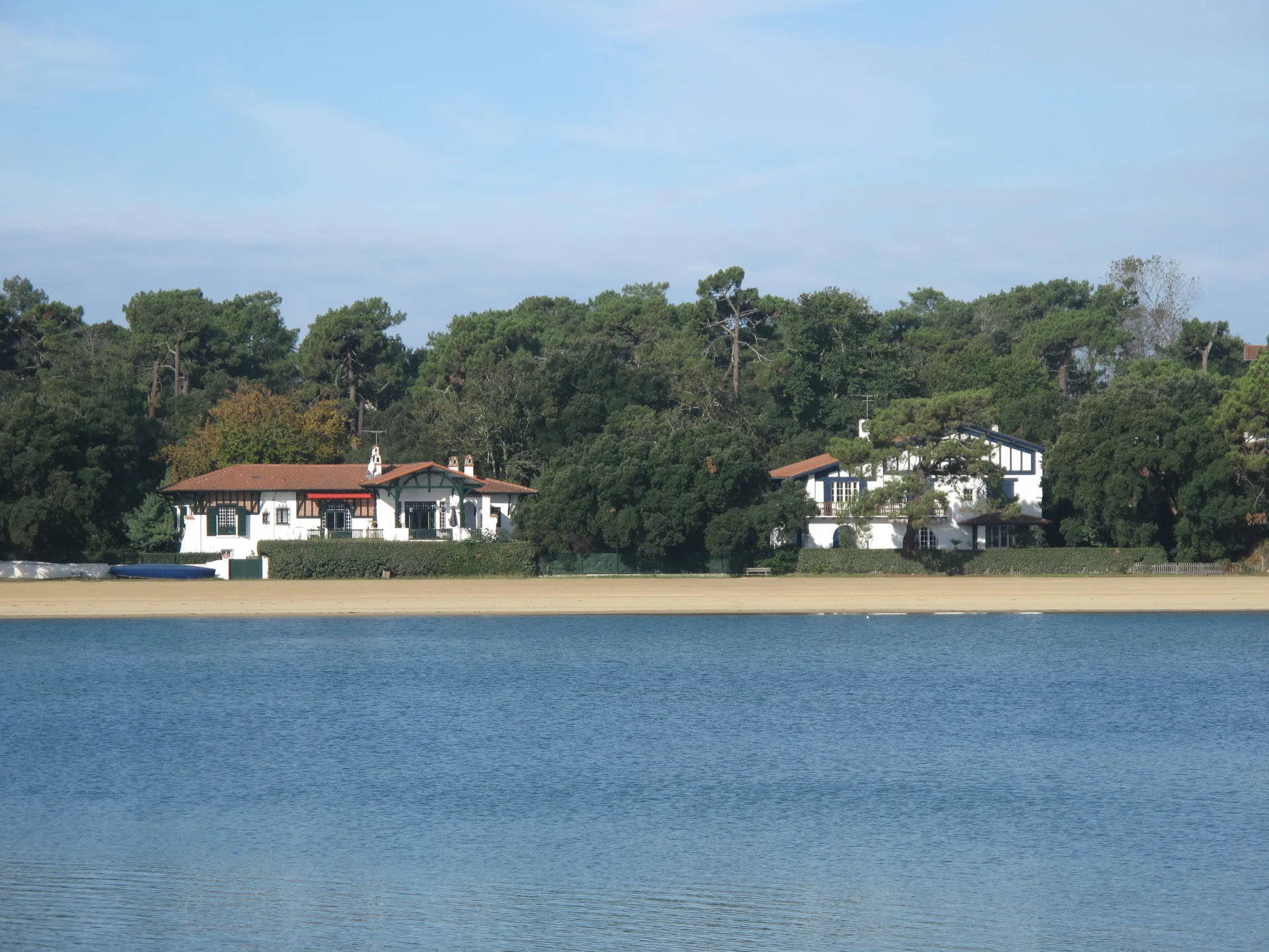 Lac d'Hossegor à Soorts-Hossegor — À 767 m du lac