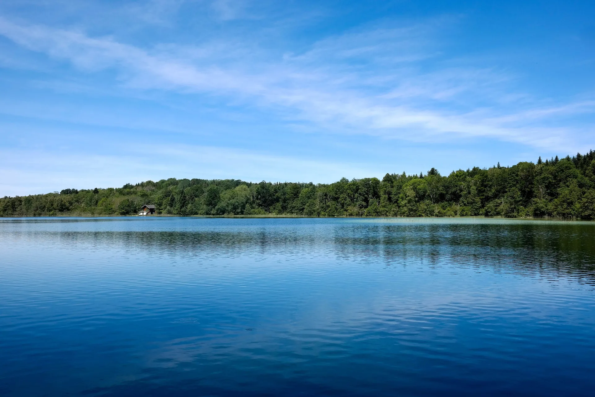 Lac d'Ilay à La Chaux-du-Dombief — À 1,1 km du lac