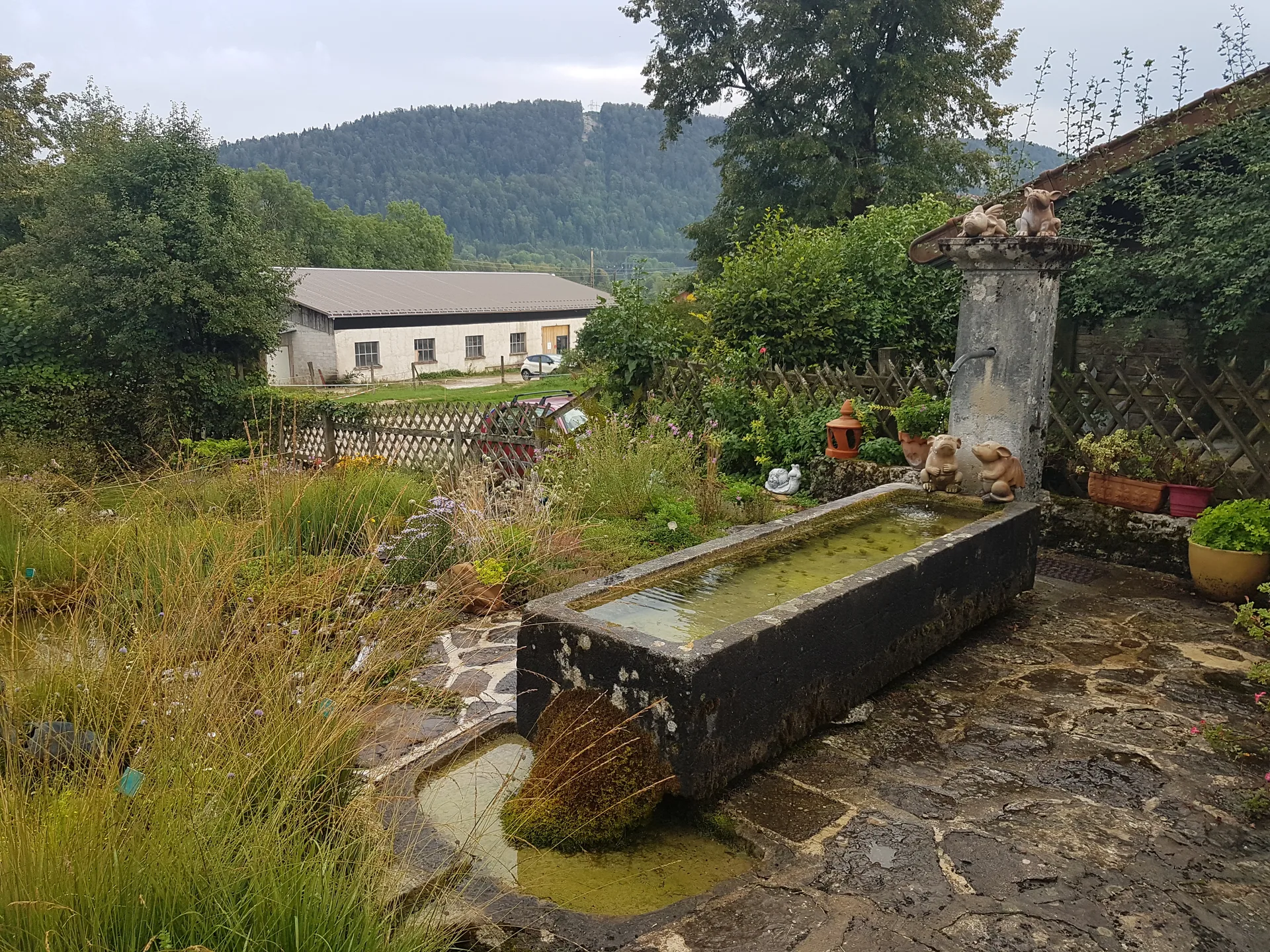 Lac d'Ilay à La Chaux-du-Dombief — À 1,2 km du lac