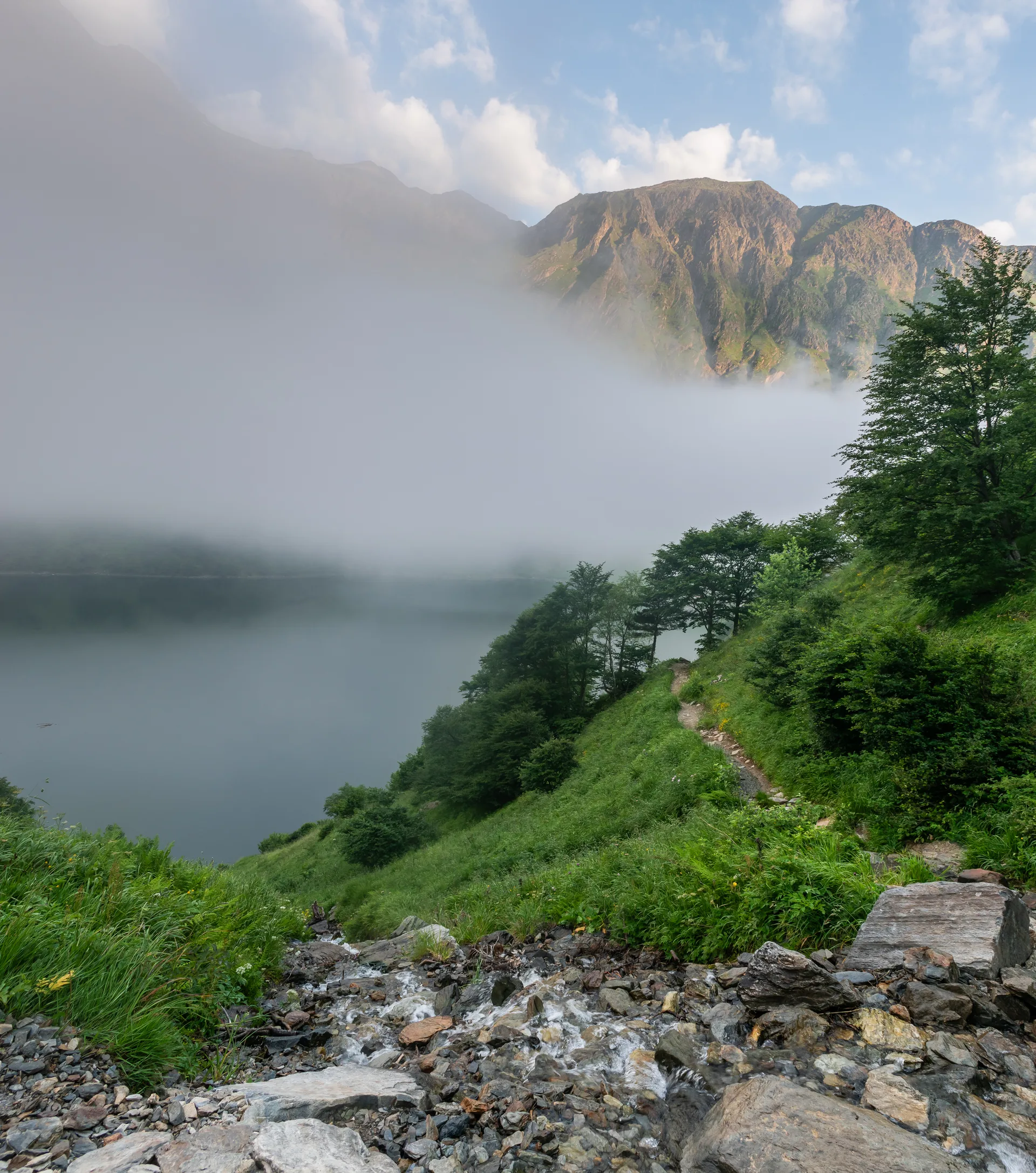 Lac d'Oo à Oô — À 268 m du lac