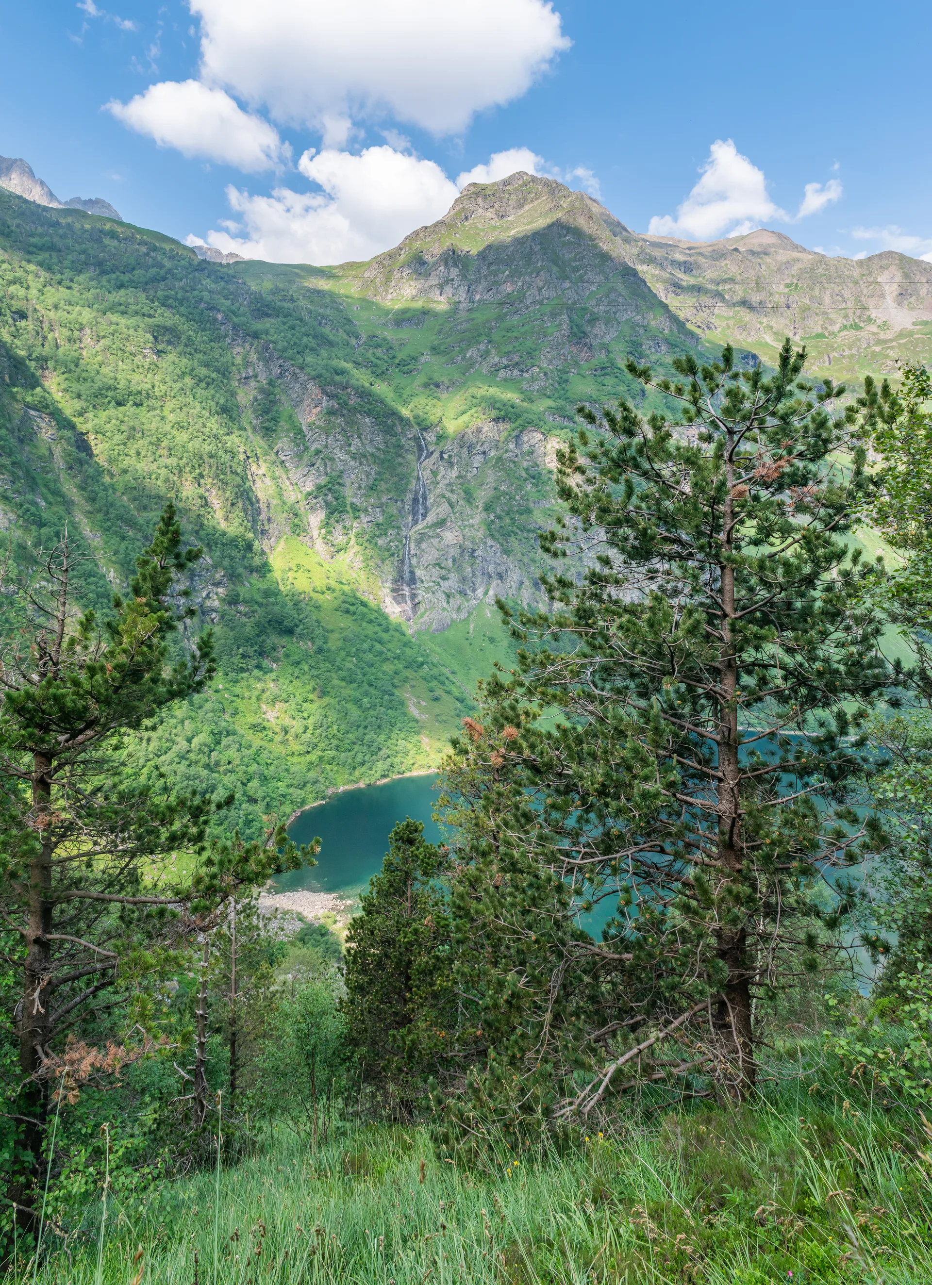 Lac d'Oo à Oô — À 268 m du lac