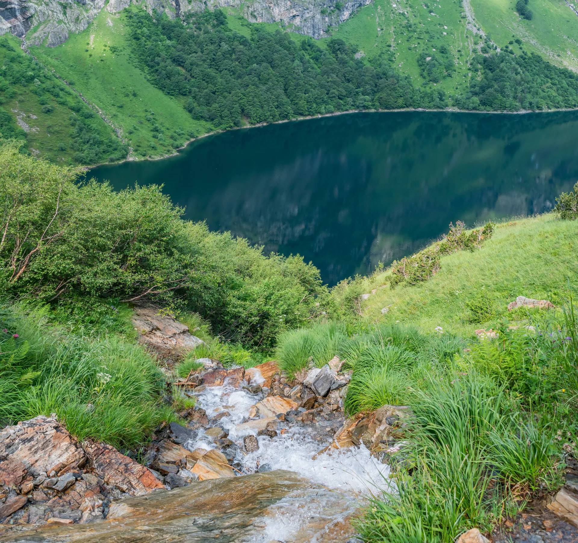 Lac d'Oo à Oô — À 268 m du lac