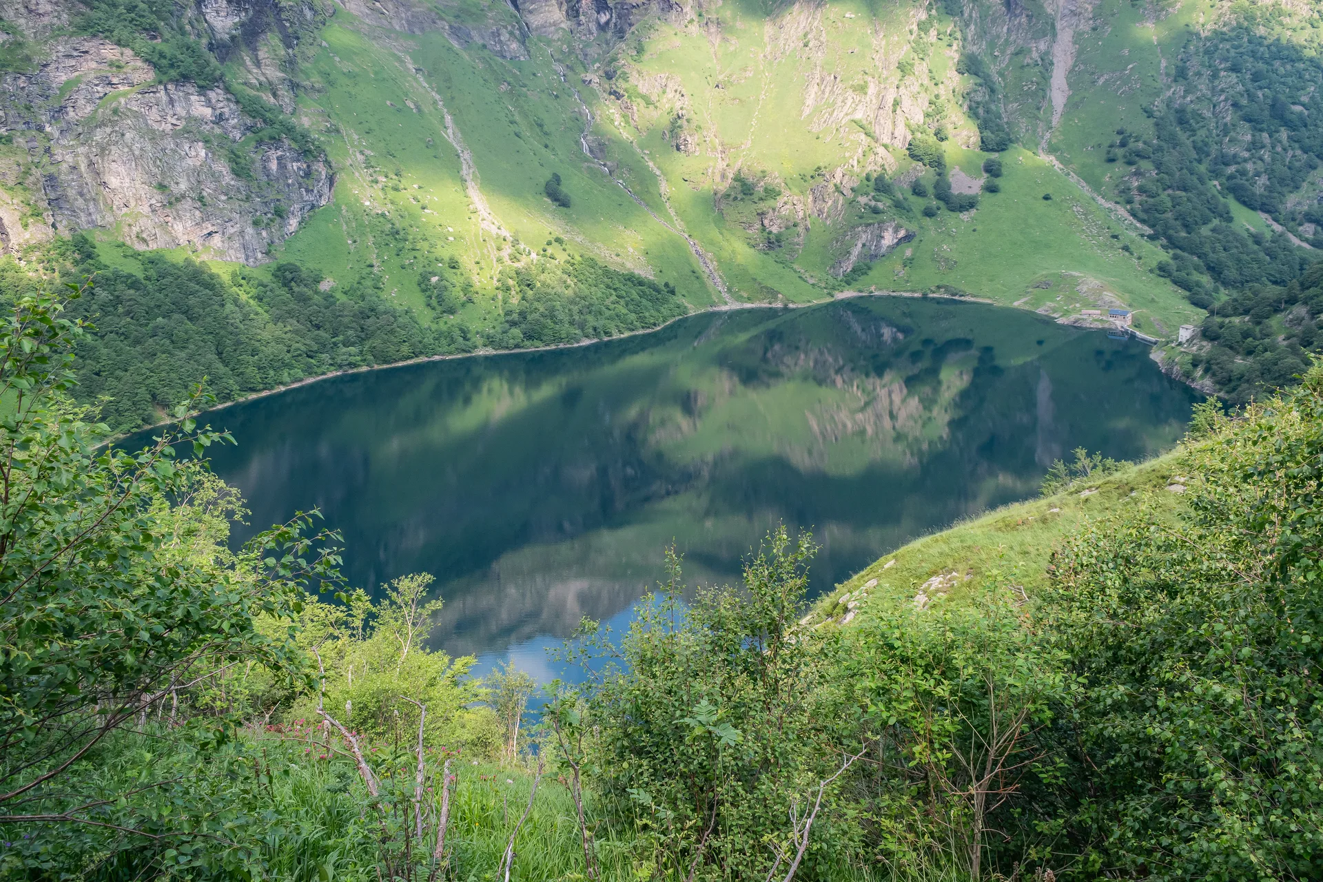Lac d'Oo à Oô — À 268 m du lac