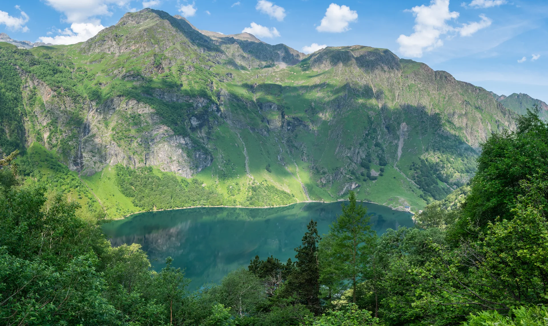 Lac d'Oo à Oô — À 268 m du lac