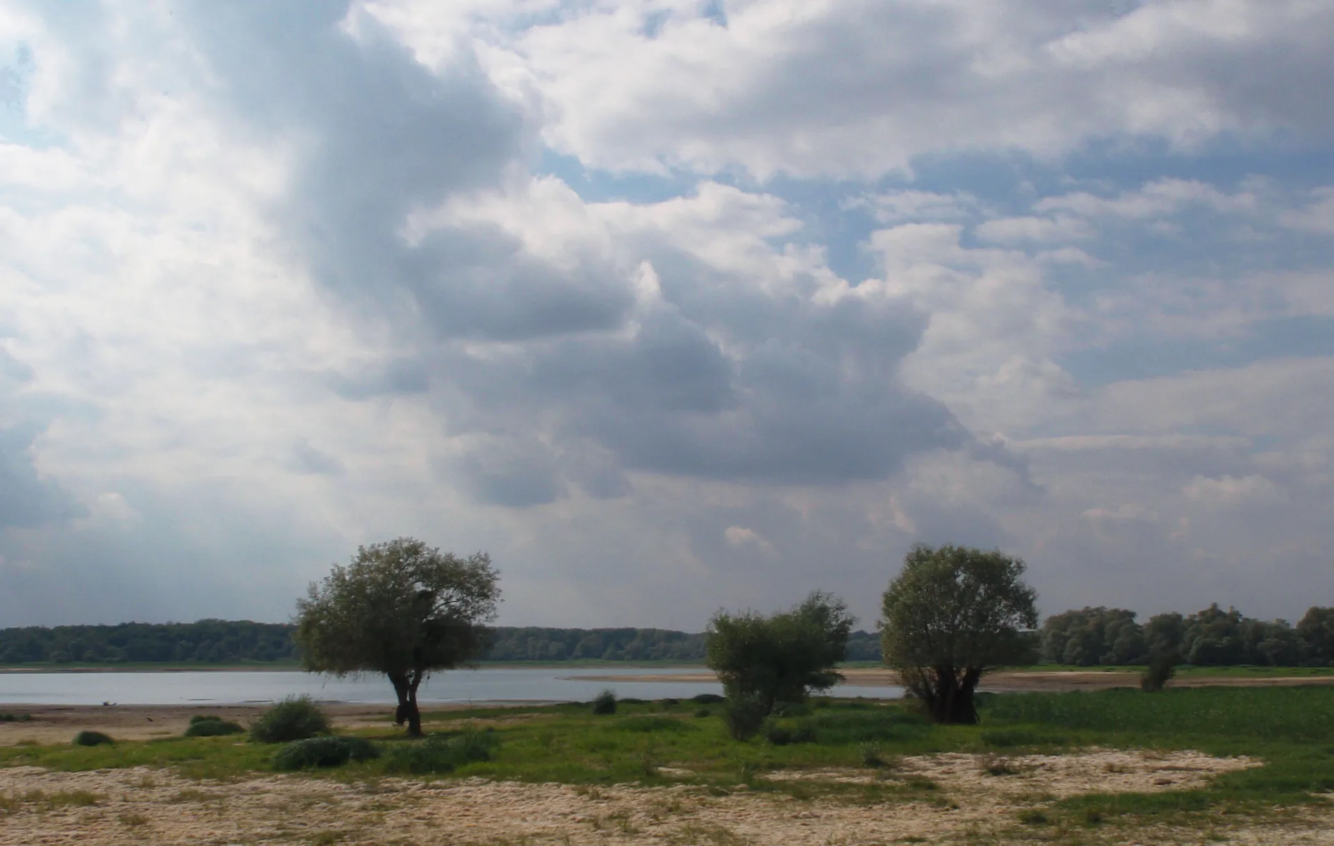 Lac d'Orient   Foret d'orient à Mesnil-Saint-Père — À 4,7 km du lac