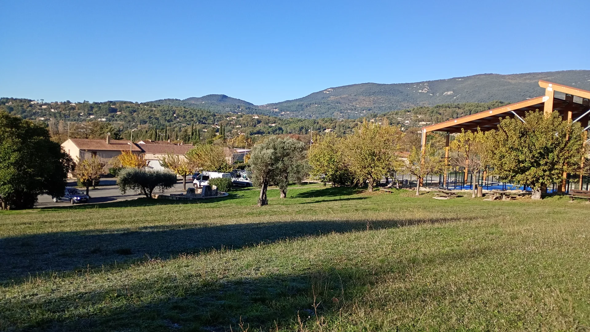 Lac de Banegon à Fayence — À 1,5 km du lac