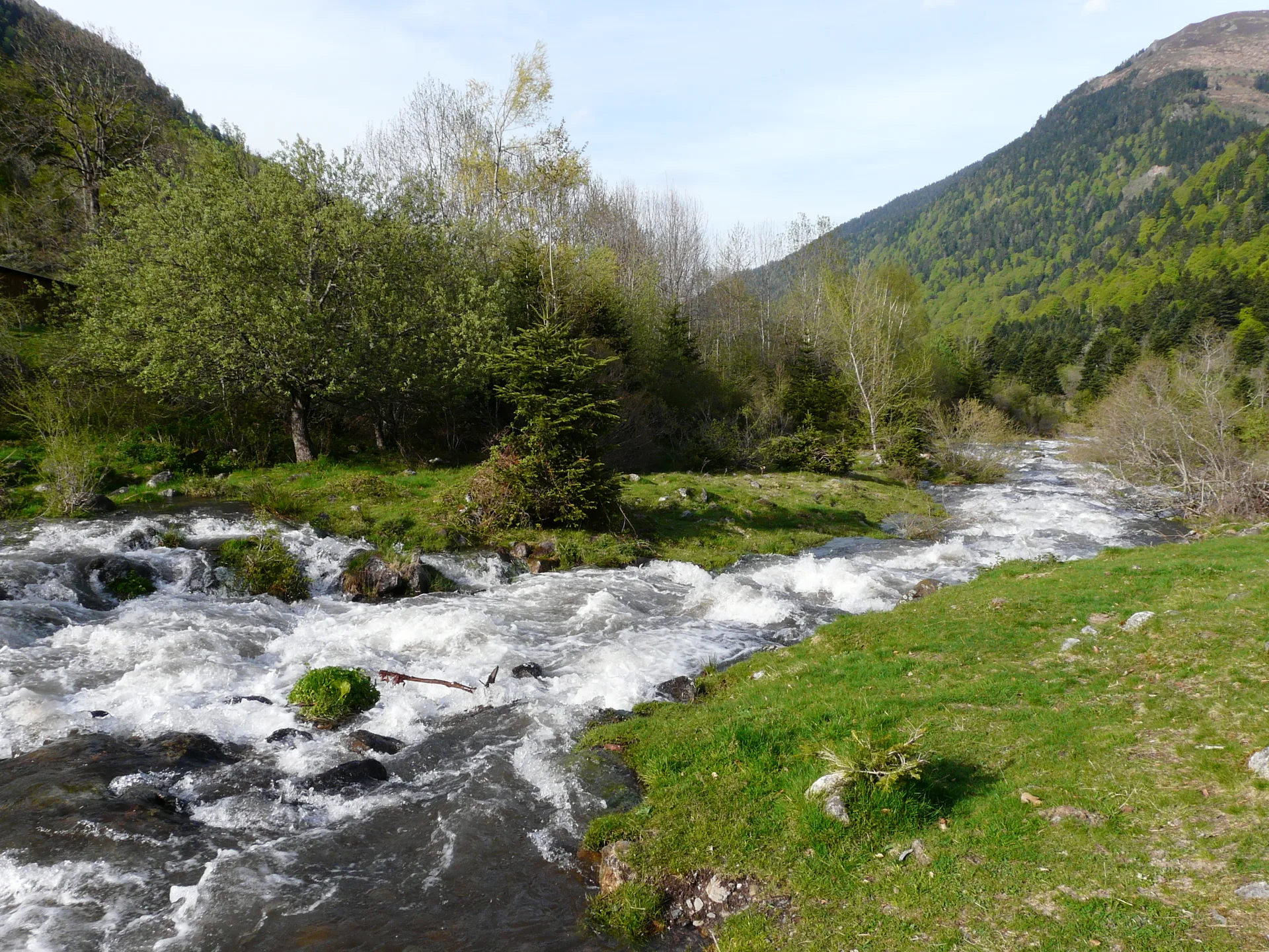 Lac de Bassias à Beaucens — À 4,3 km du lac