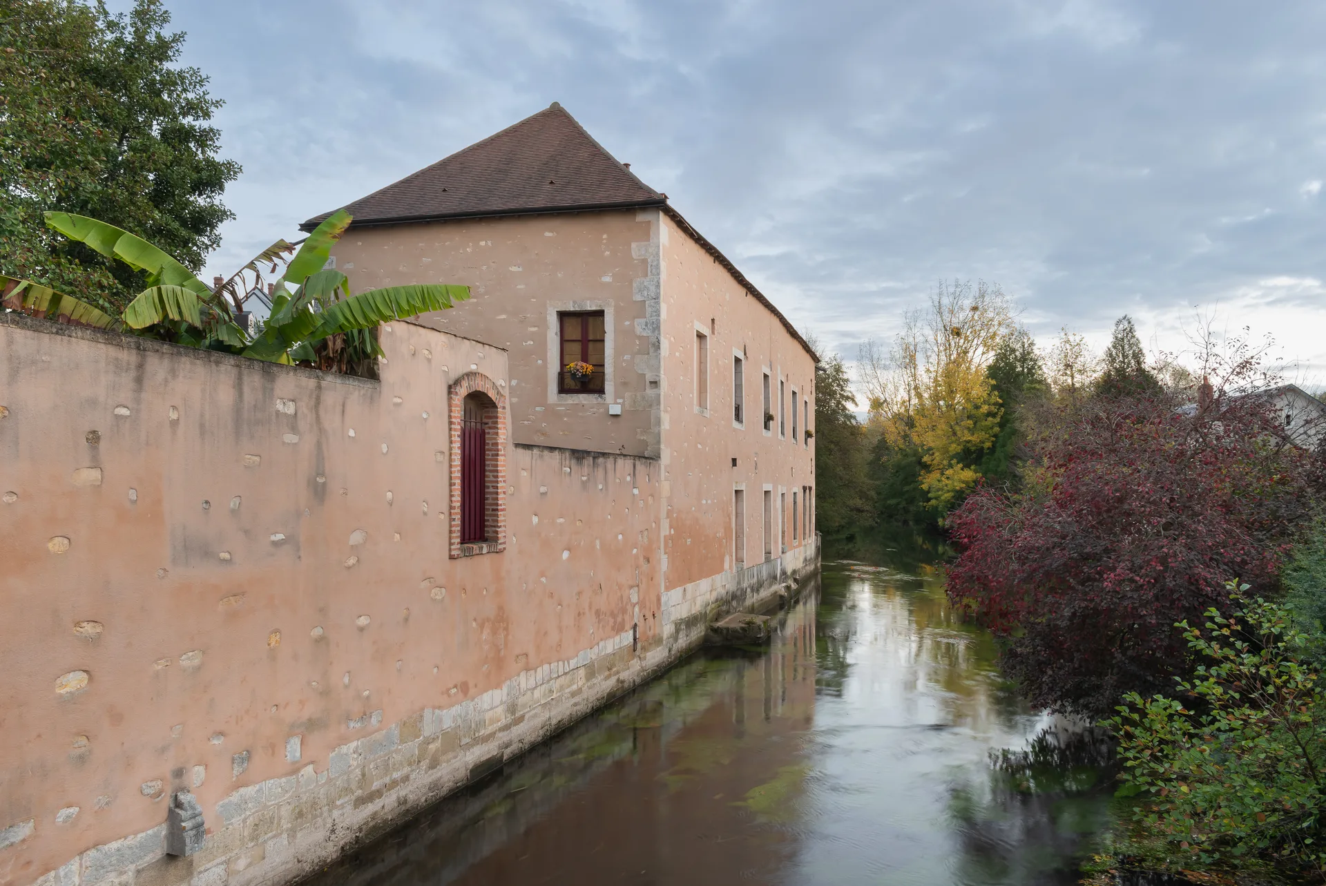 Lac de Belle Ile à Châteauroux — À 1,3 km du lac