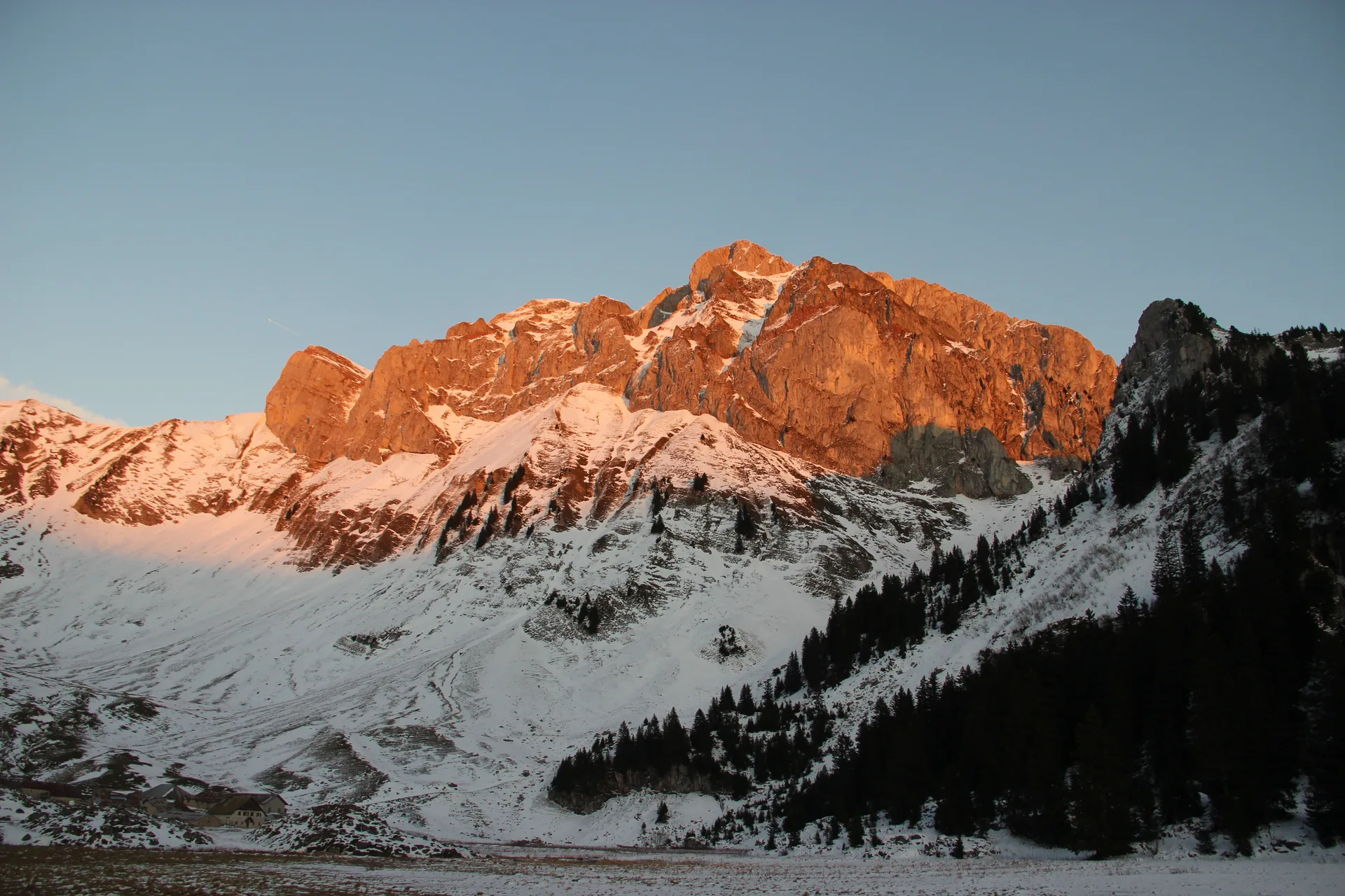Lac de Bise à La Chapelle-d'Abondance — Sur le lac