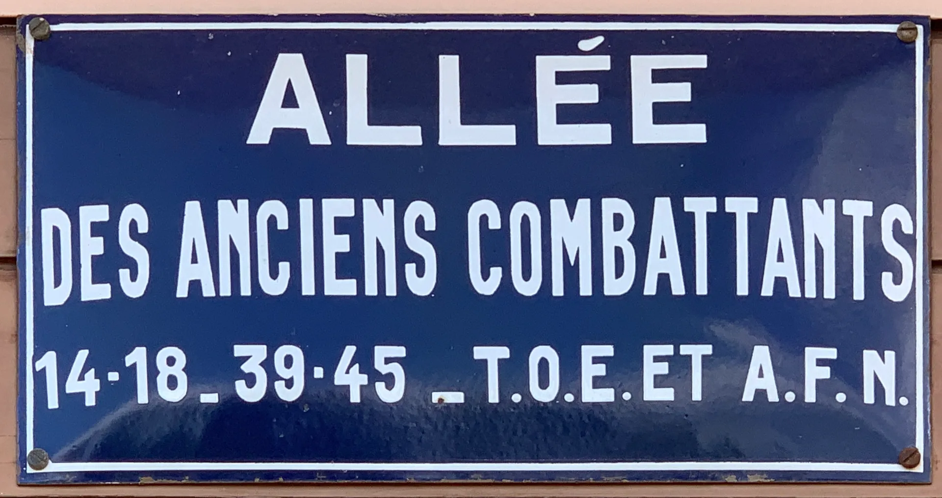 Lac de Boitray à Saint-Georges-de-Reneins — À 2,0 km du lac