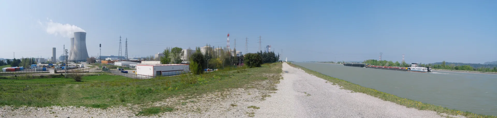 Lac de Bollene à Bollène — À 1,8 km du lac