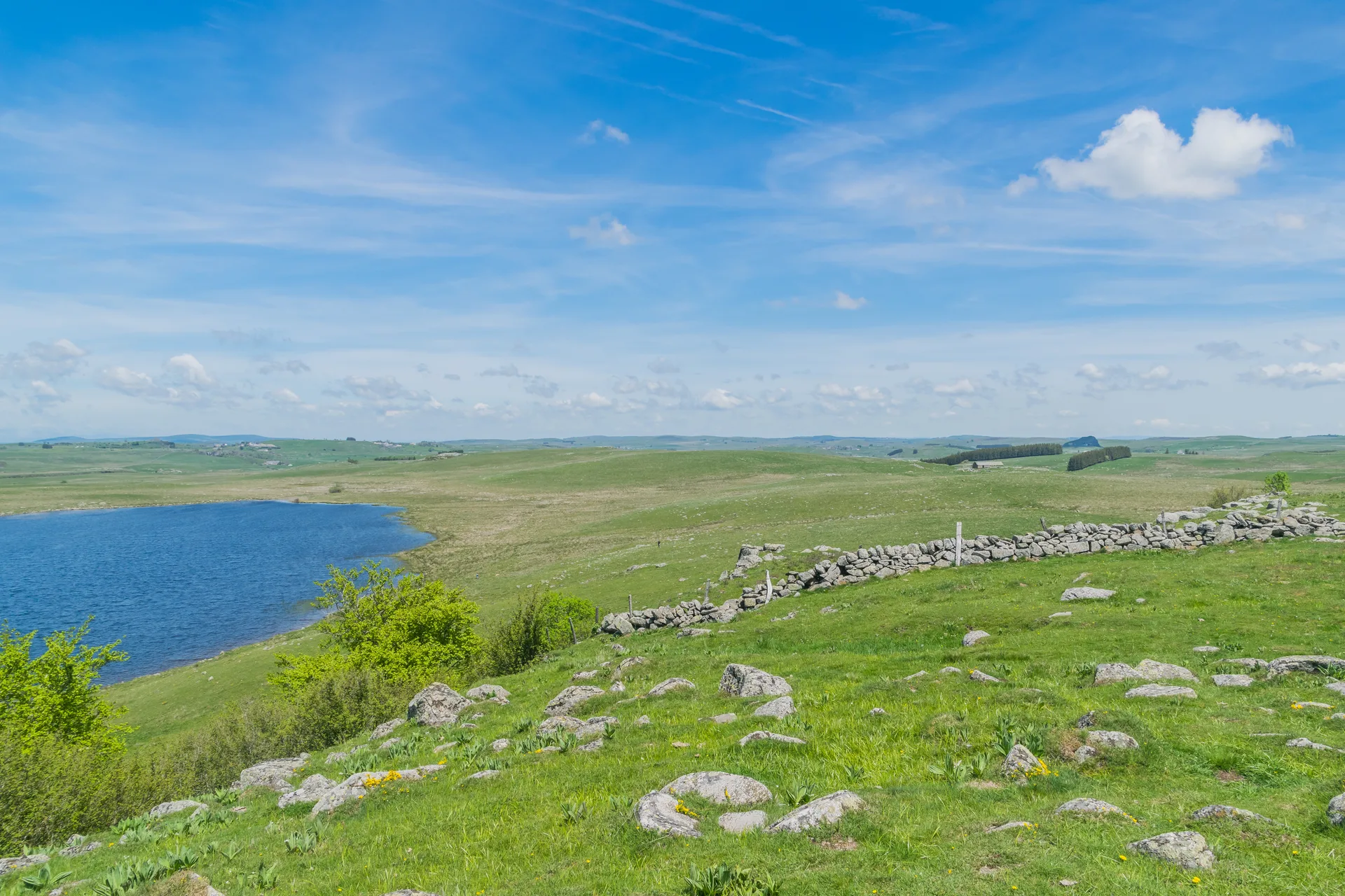 Lac de Bord à Marchastel — Sur le lac