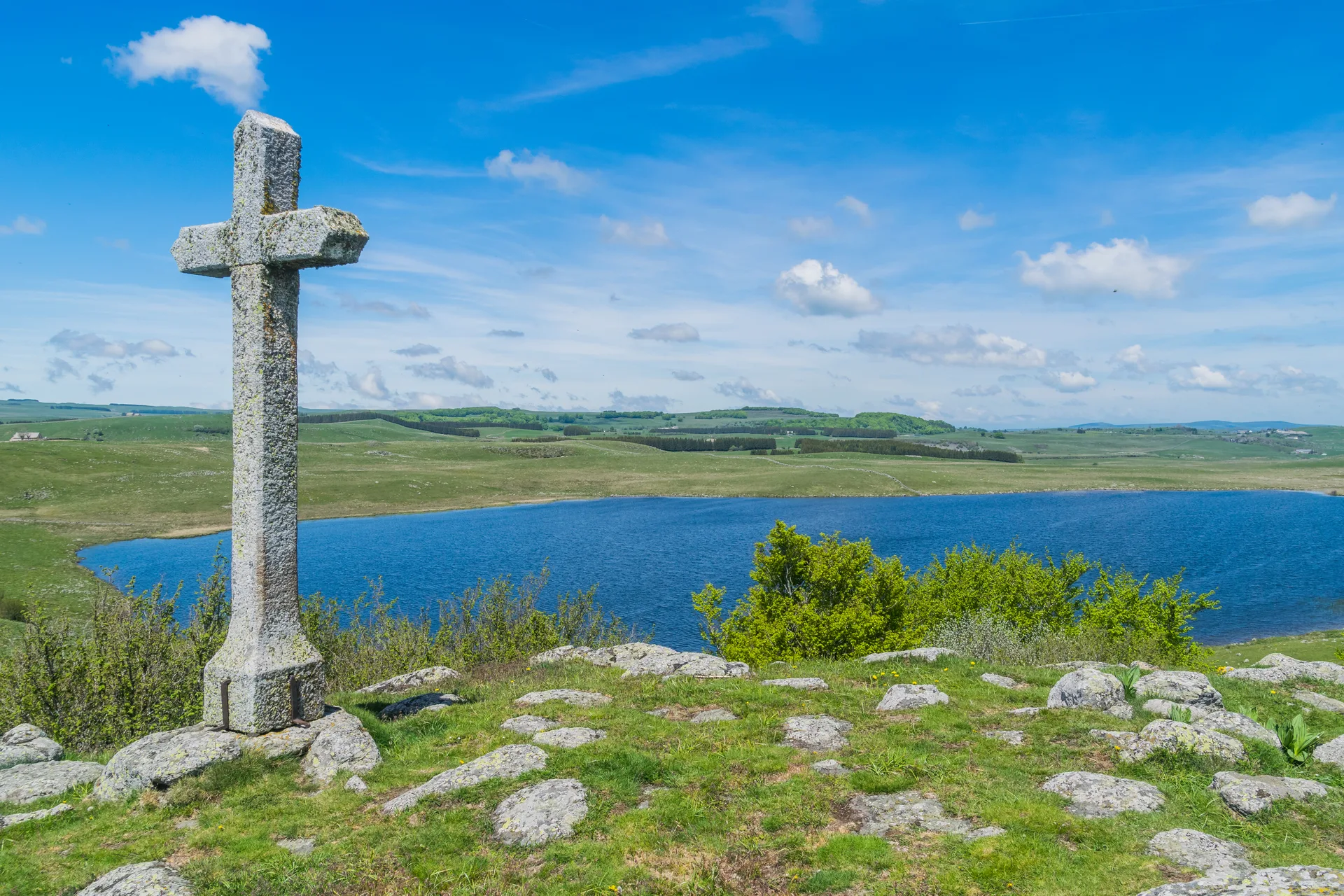 Lac de Bord à Marchastel — Sur le lac