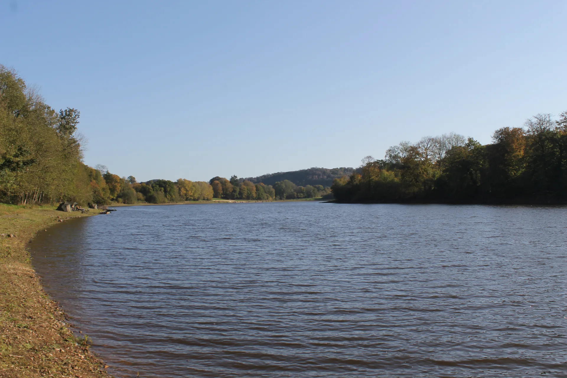 Lac de Bosmeleac à Allineuc — À 752 m du lac
