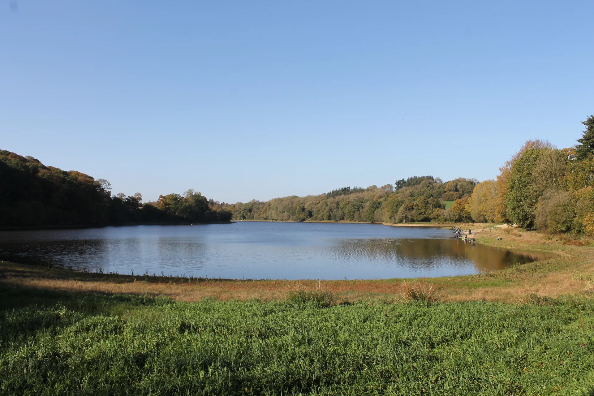 Lac de Bosmeleac à Allineuc — Sur le lac