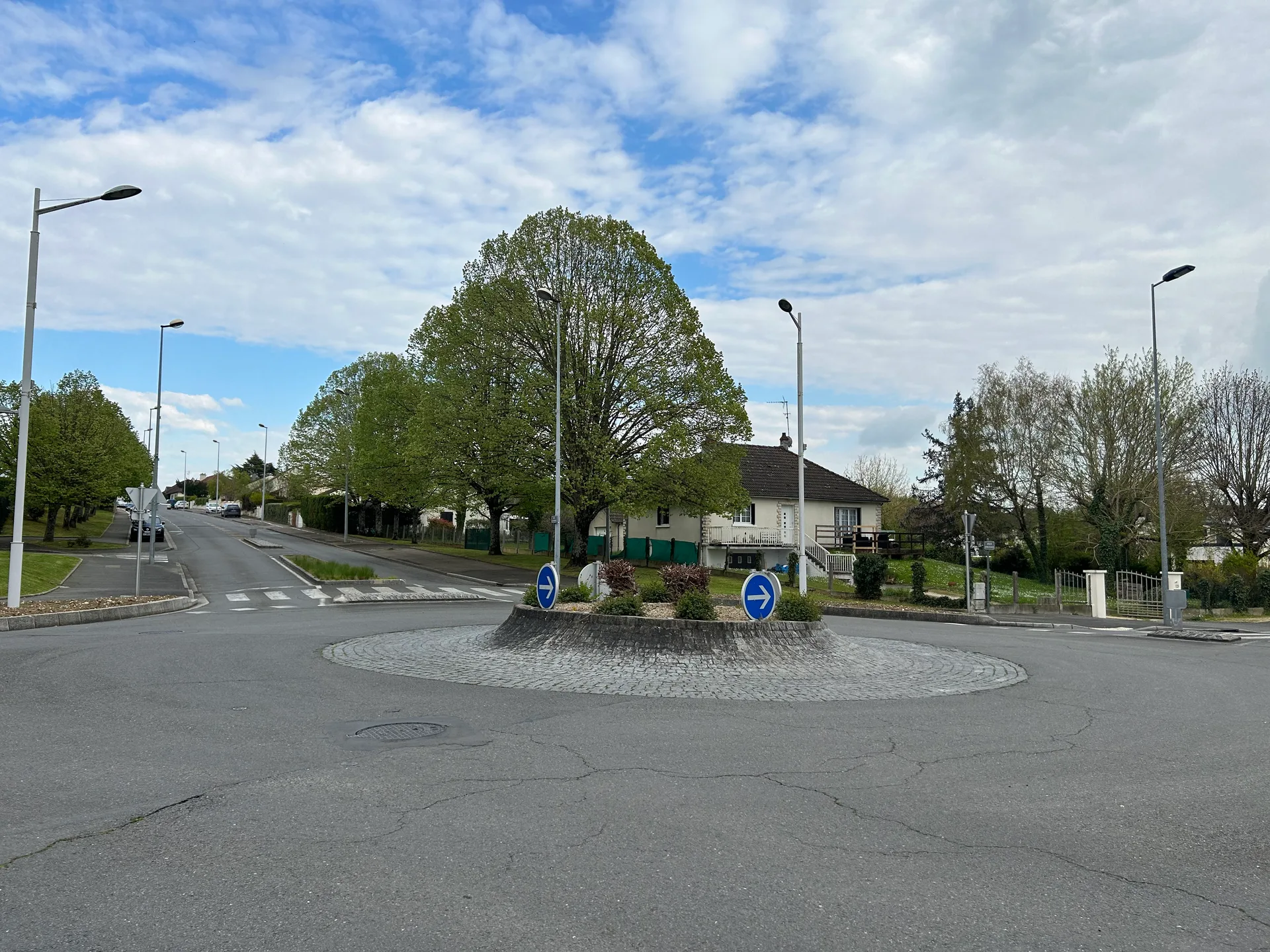 Lac de Bourges à Saint-Doulchard — À 1,3 km du lac