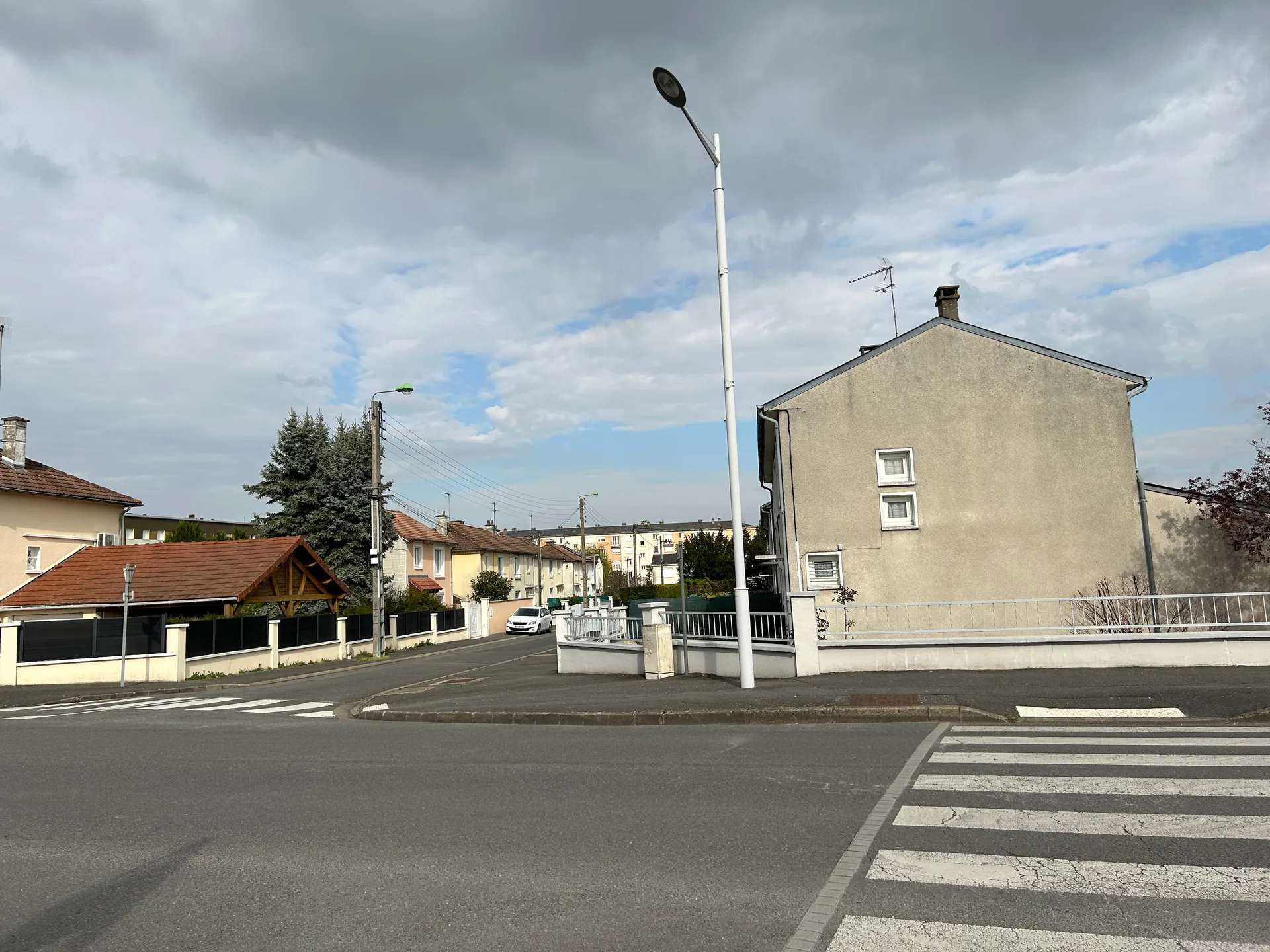 Lac de Bourges à Saint-Doulchard — À 1,6 km du lac