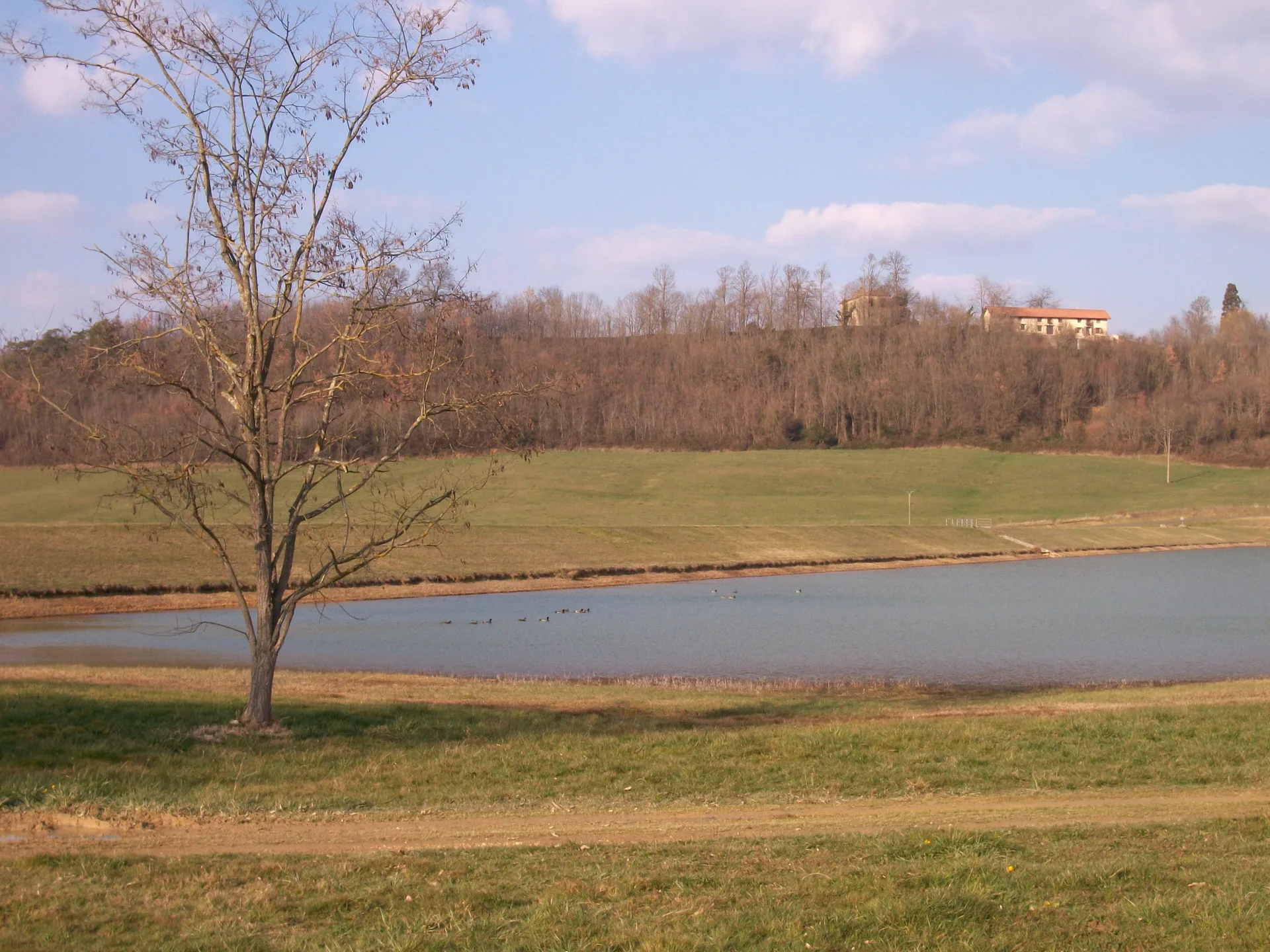 Lac de Cabournieu à Monpardiac — À 250 m du lac