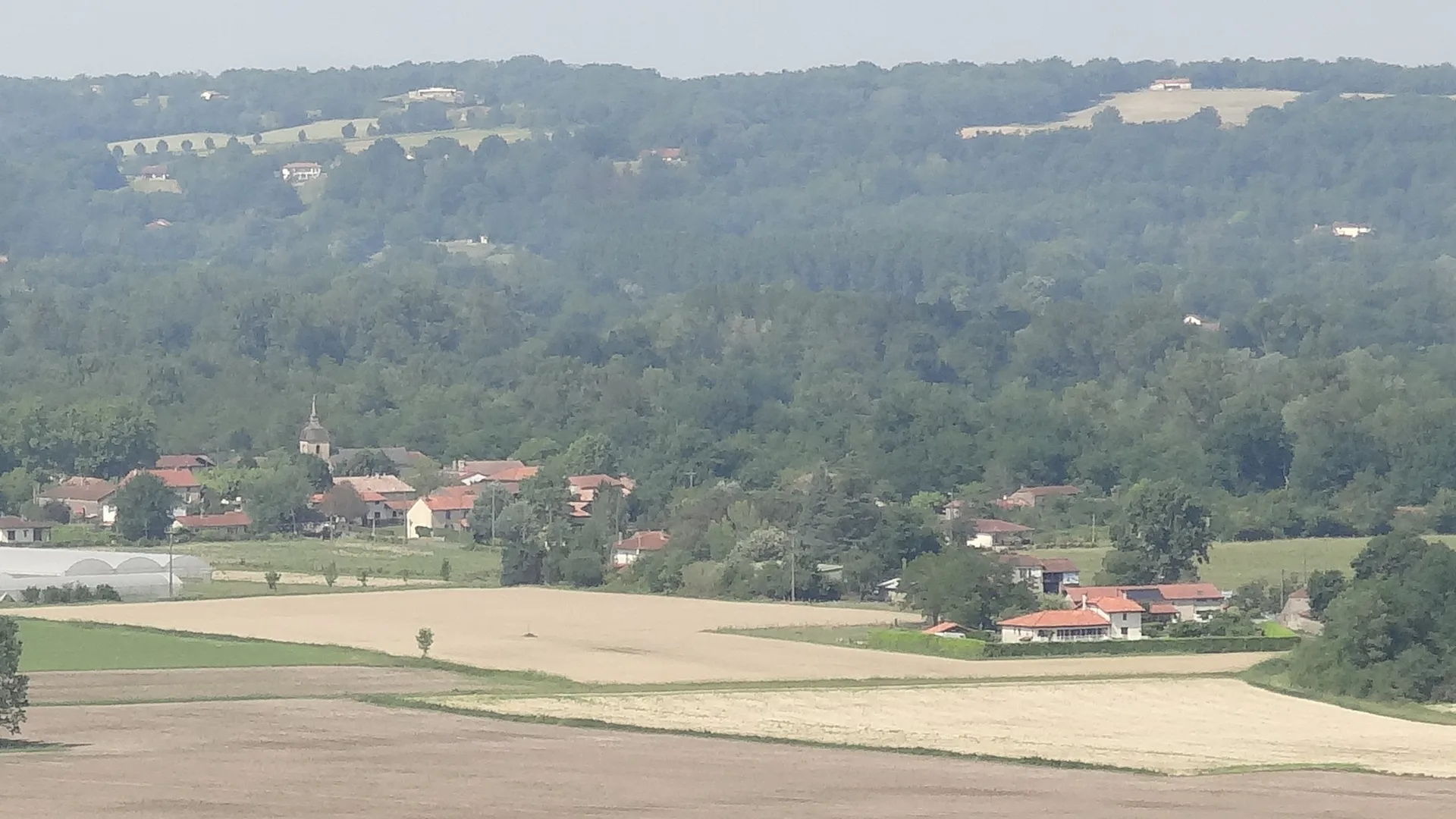 Lac de Cahuzac à Cahuzac-sur-Adour — À 2,9 km du lac