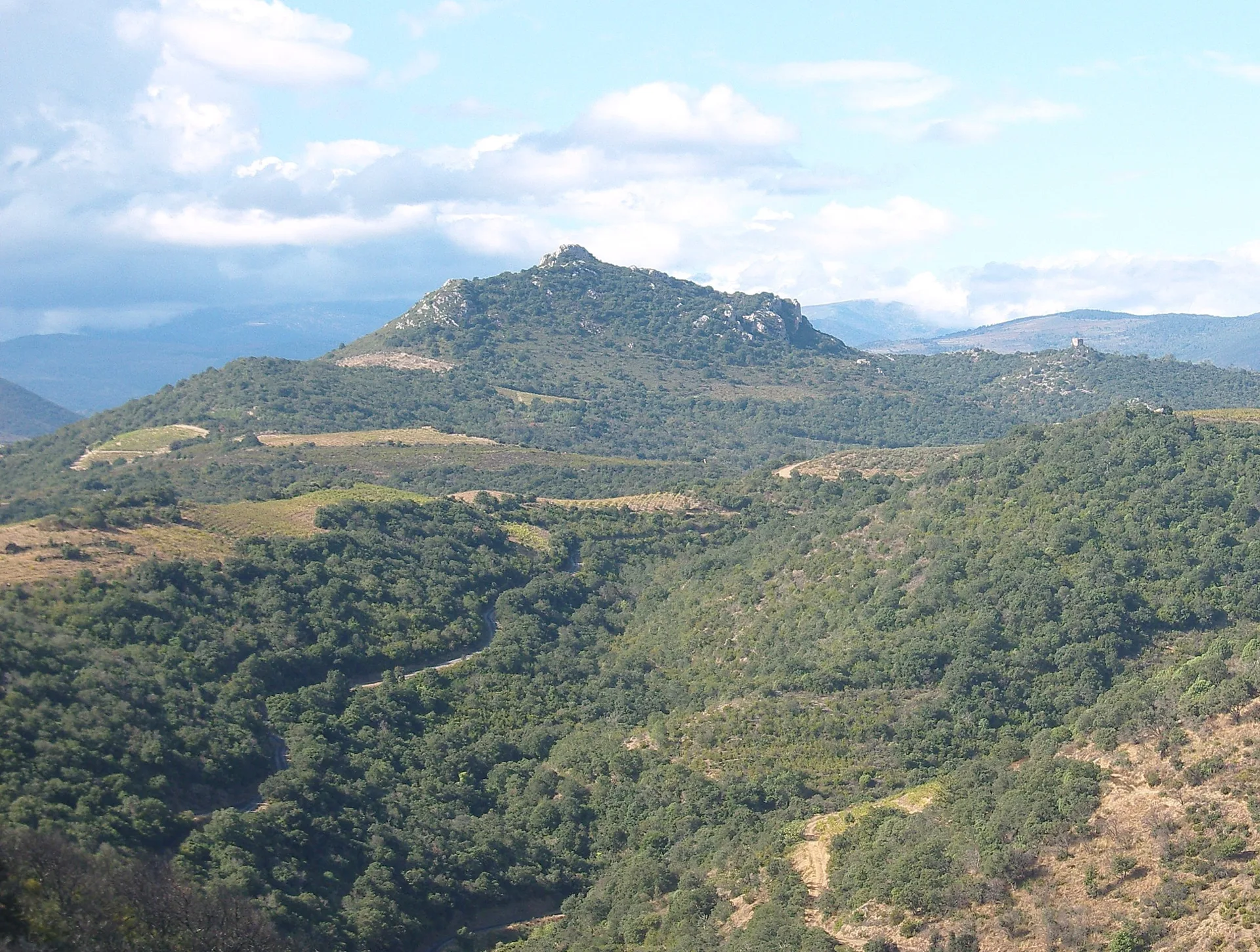 Lac de Caramany à Caramany — À 3,8 km du lac