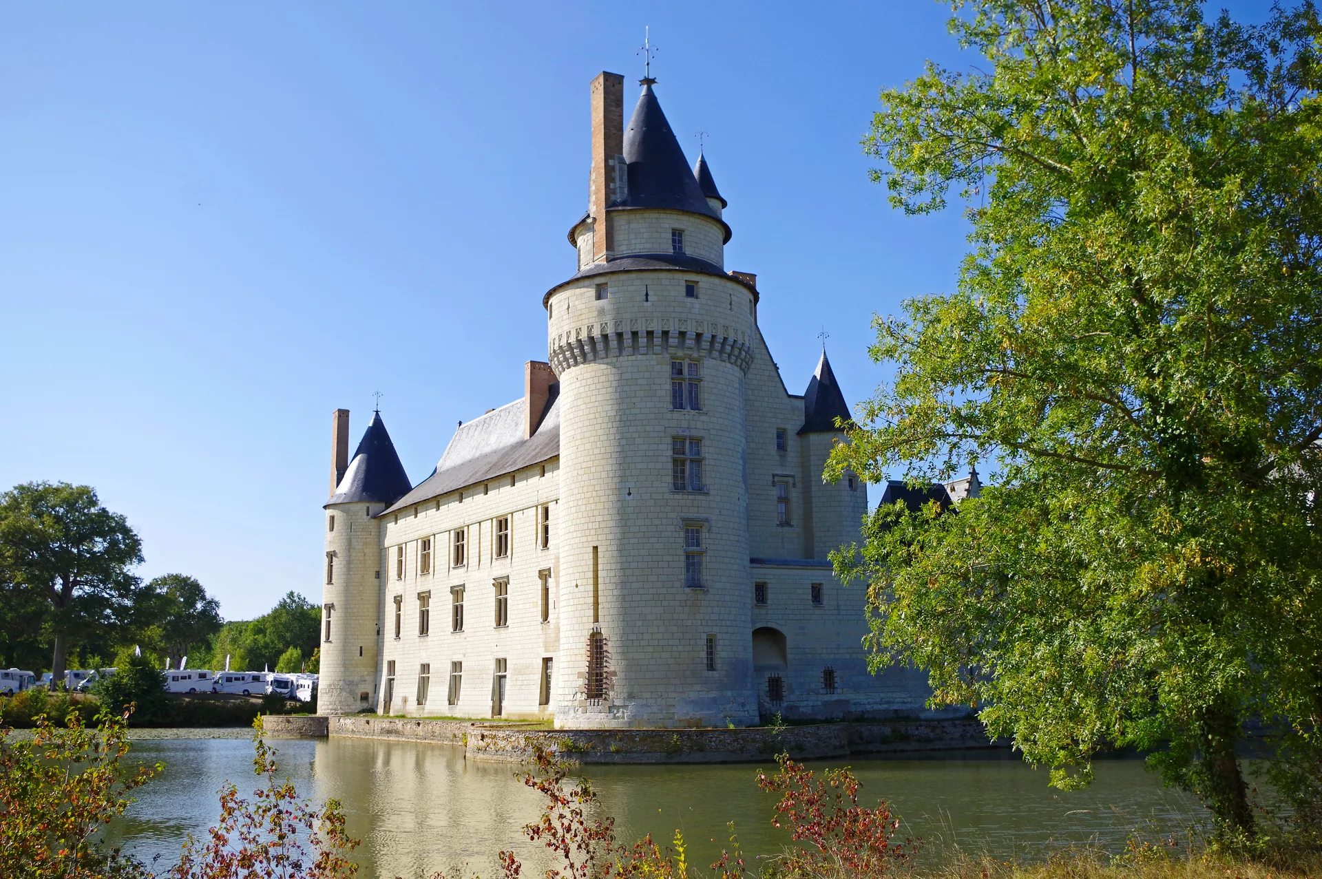 Lac de Carpatrophy à Cheffes — À 2,7 km du lac
