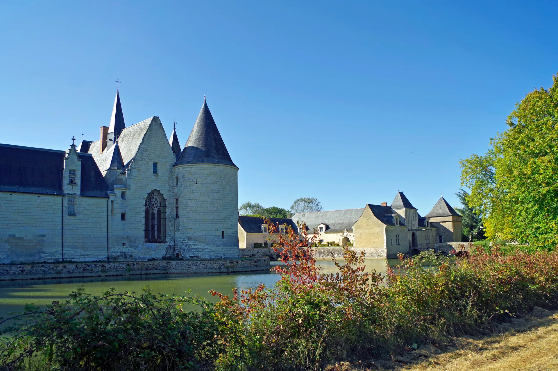 Lac de Carpatrophy à Cheffes — À 2,7 km du lac