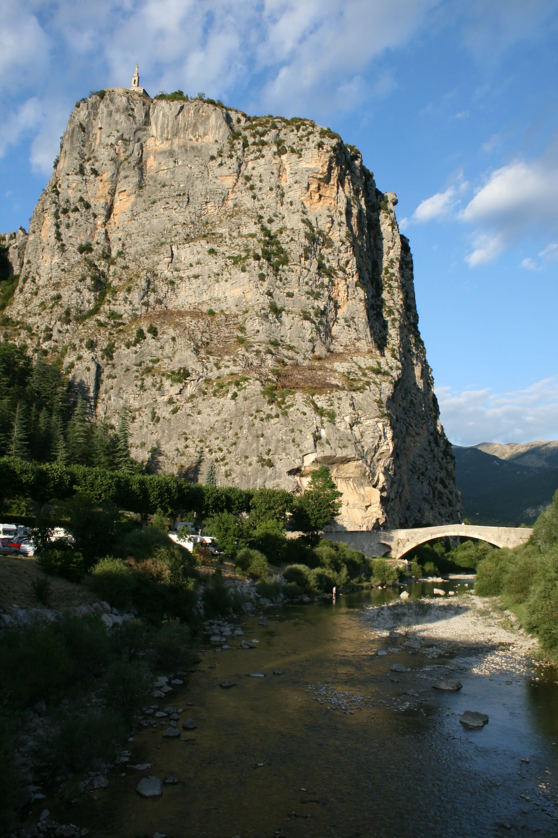 Lac de Castillon à Castellane — À 4,0 km du lac