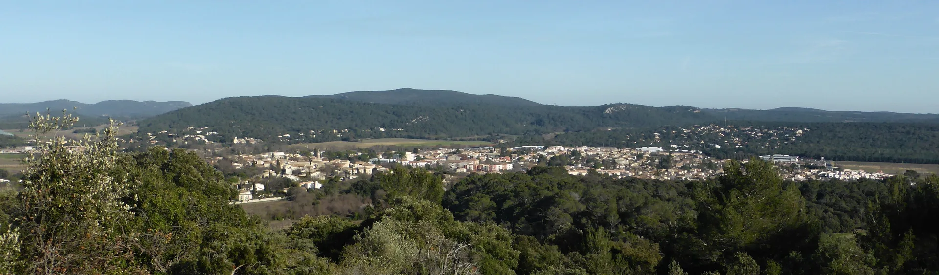 Lac de Ceceles à Saint-Mathieu-de-Tréviers — À 3,5 km du lac