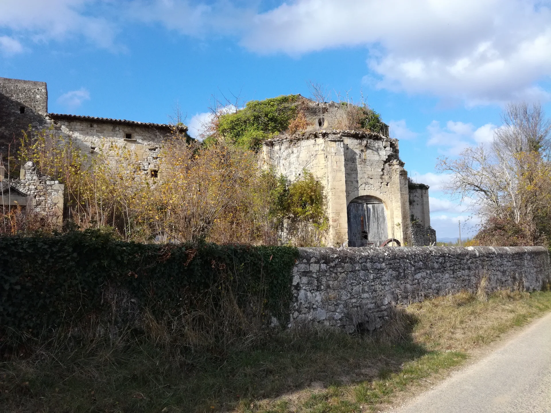 Lac de Champos à Grane — À 3,0 km du lac