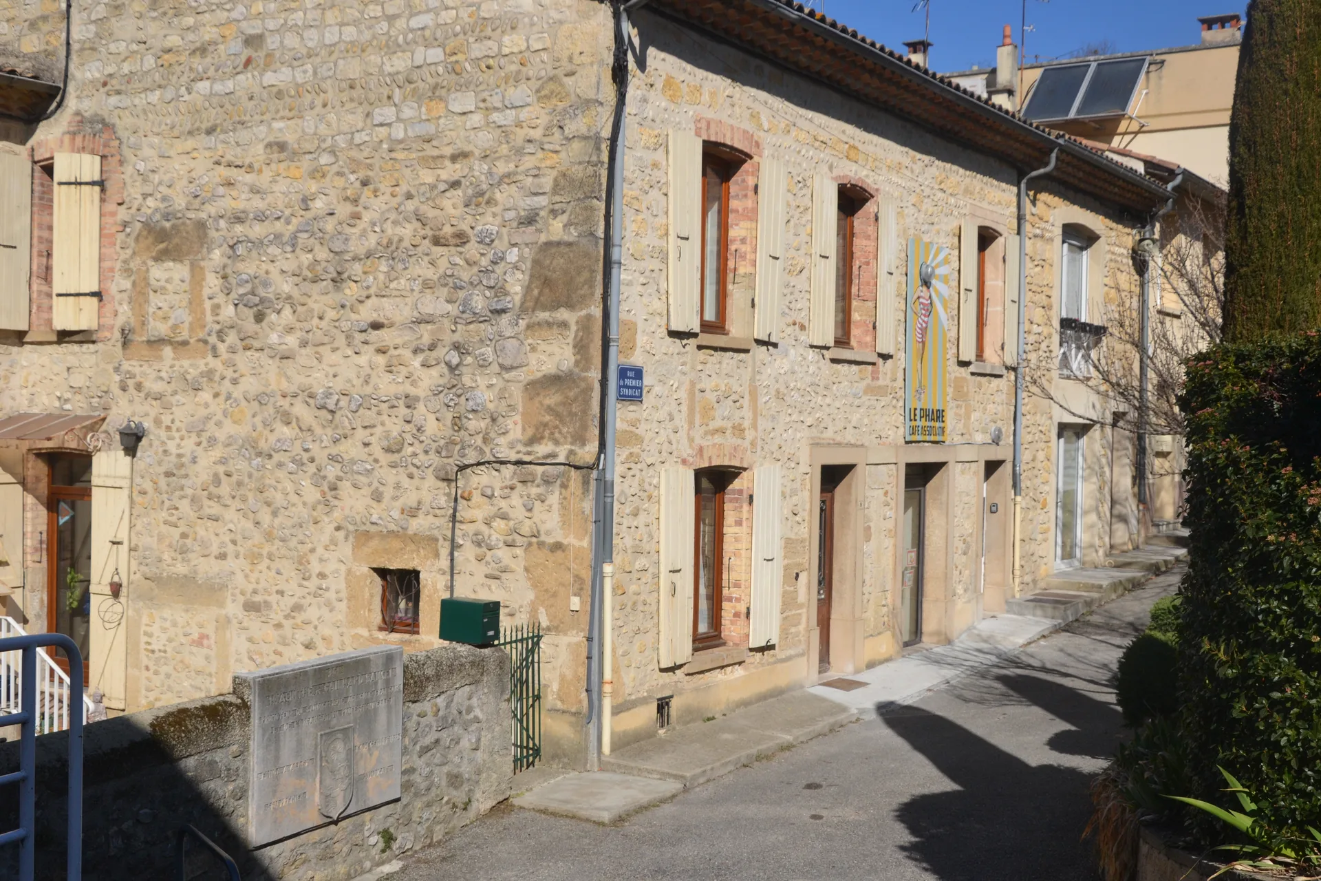 Lac de Champos à Grane — À 2,8 km du lac