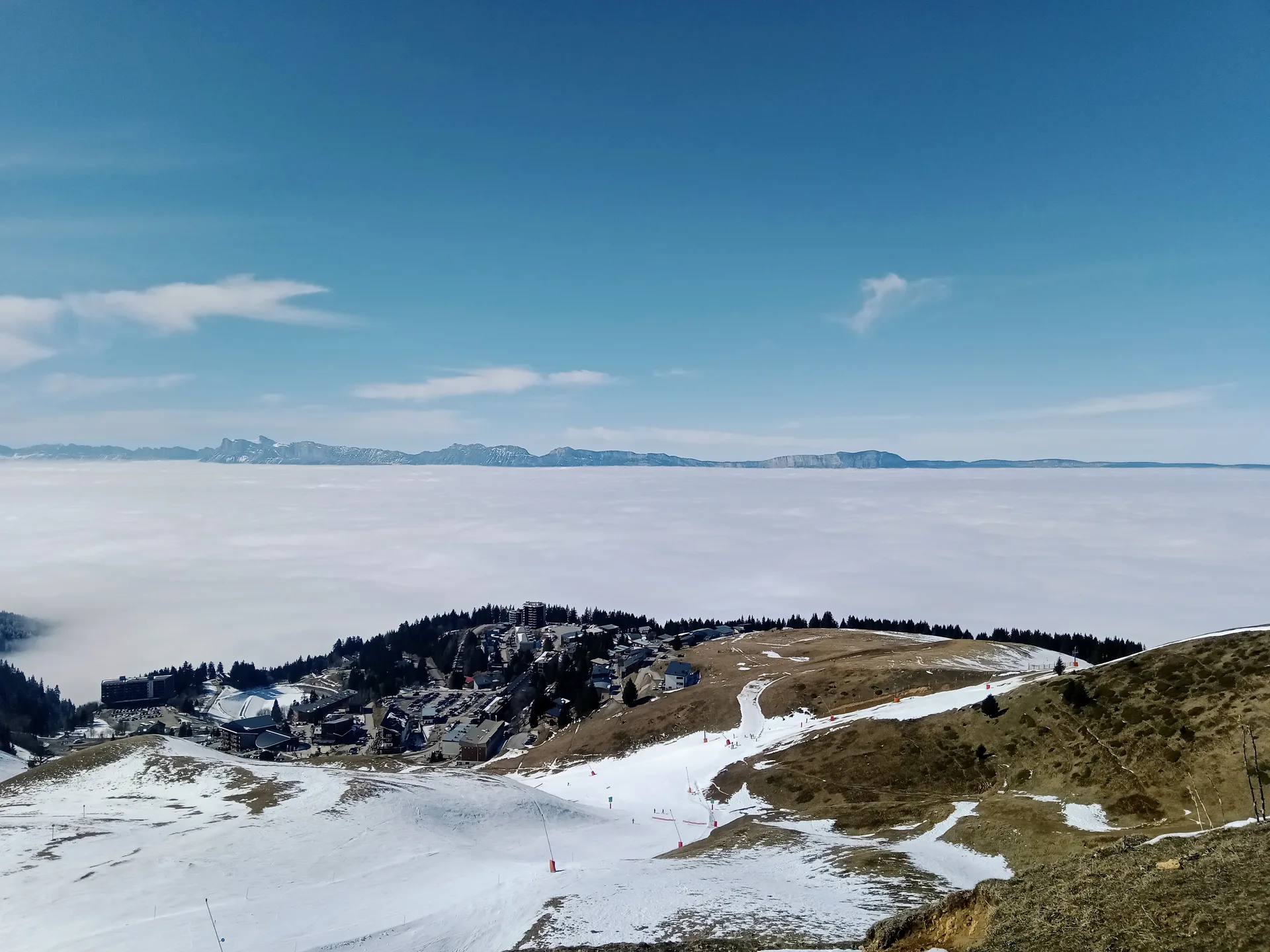 Lac de Chamrousse à Chamrousse — À 581 m du lac