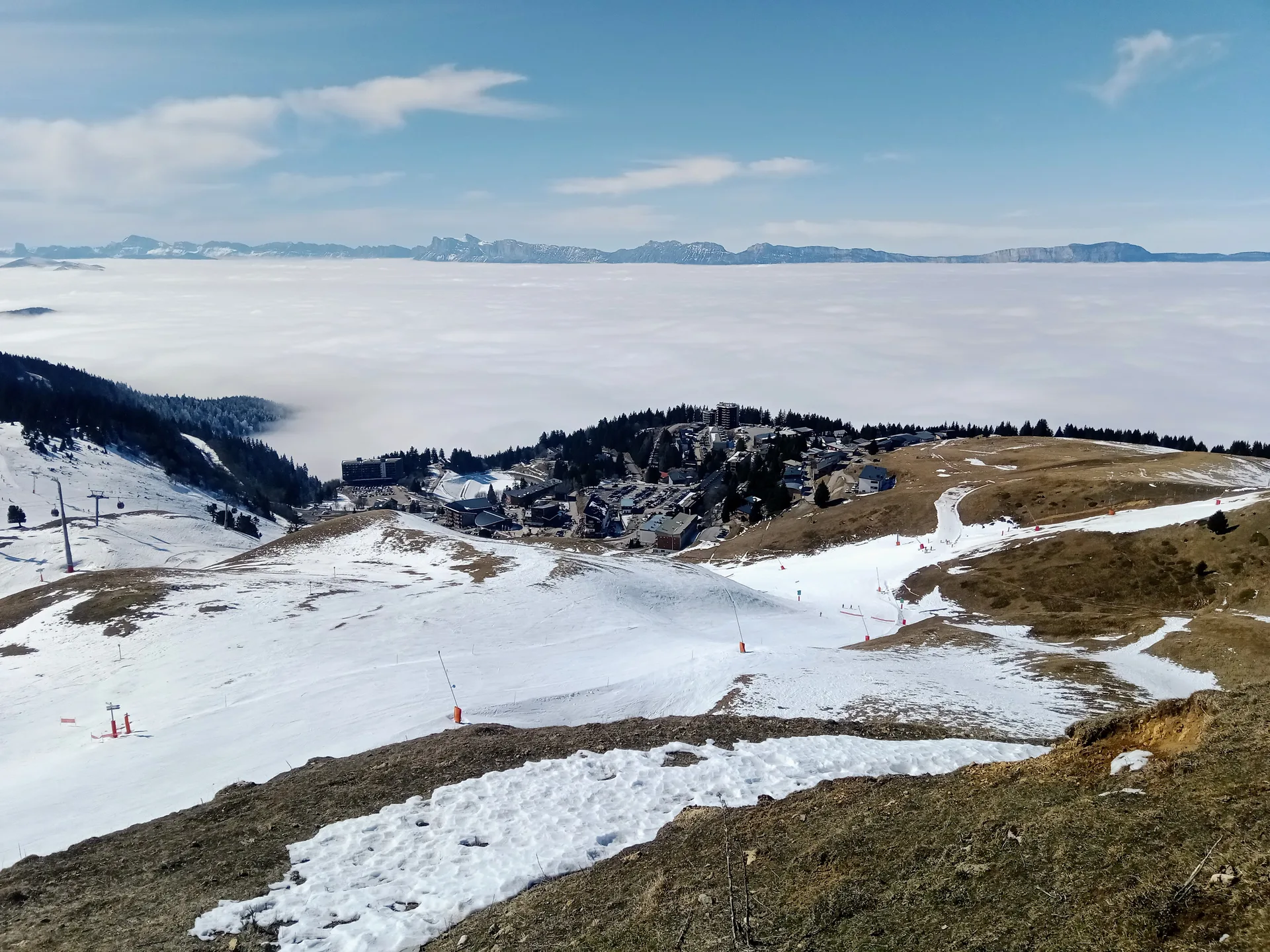 Lac de Chamrousse à Chamrousse — À 581 m du lac