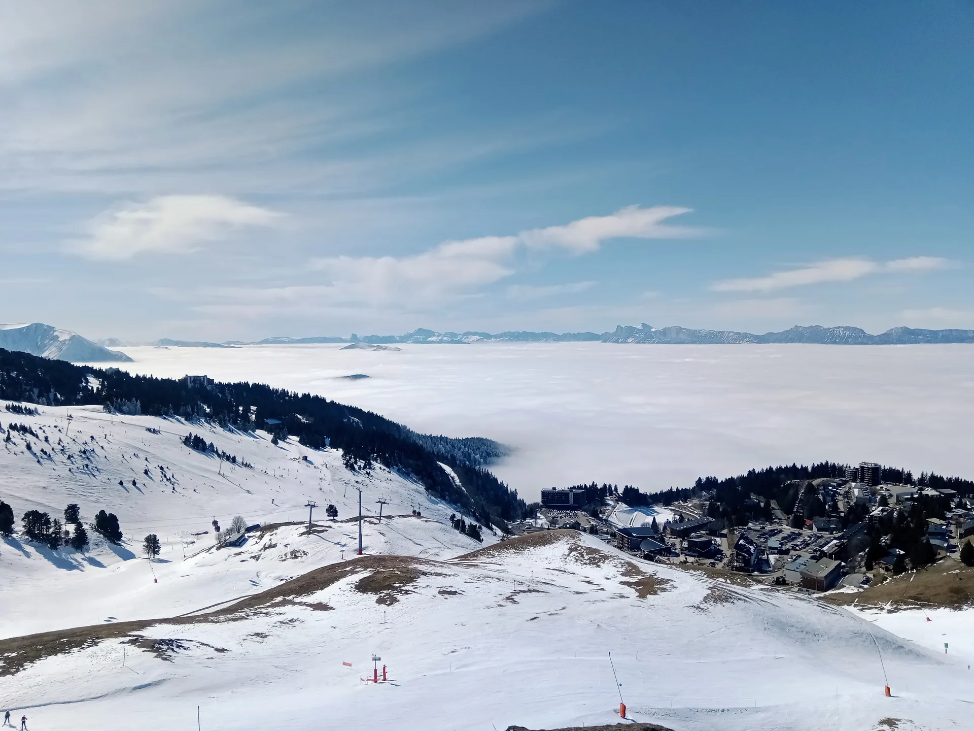 Lac de Chamrousse à Chamrousse — À 584 m du lac