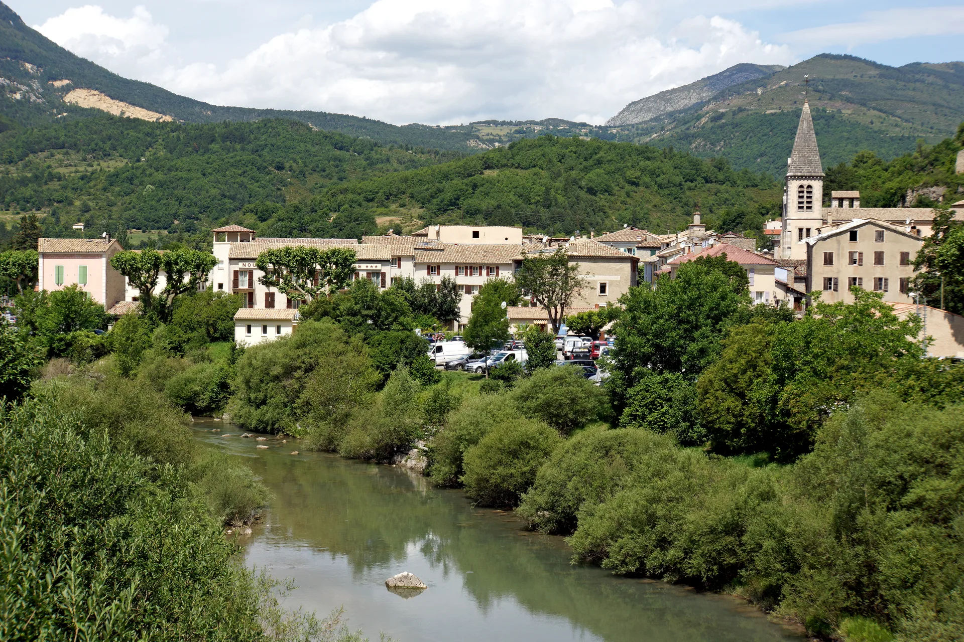 Lac de Chaudanne à Demandolx — À 3,8 km du lac