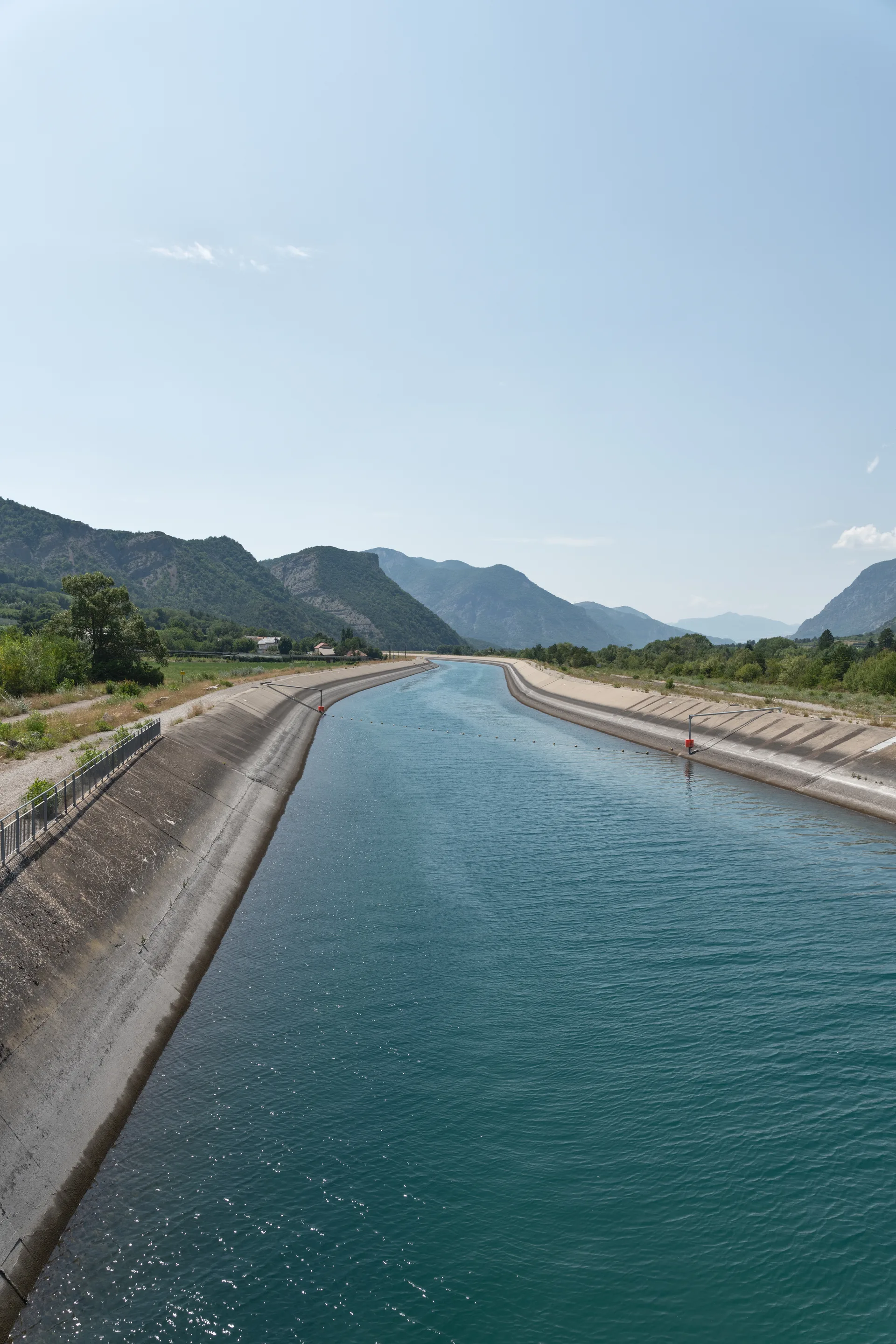 Lac de Chaussetive à Ubaye-Serre-Ponçon — À 1,0 km du lac