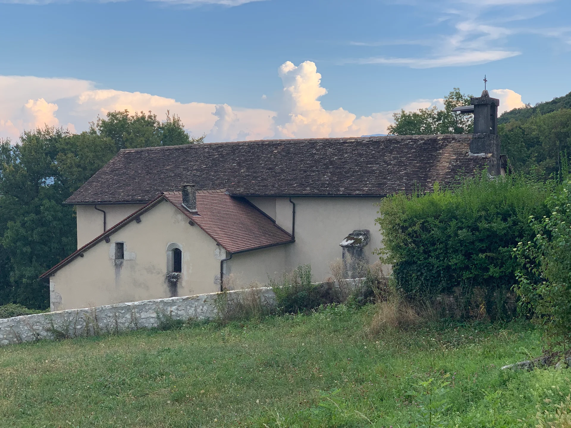 Lac de Chavoley à Ceyzérieu — À 2,5 km du lac