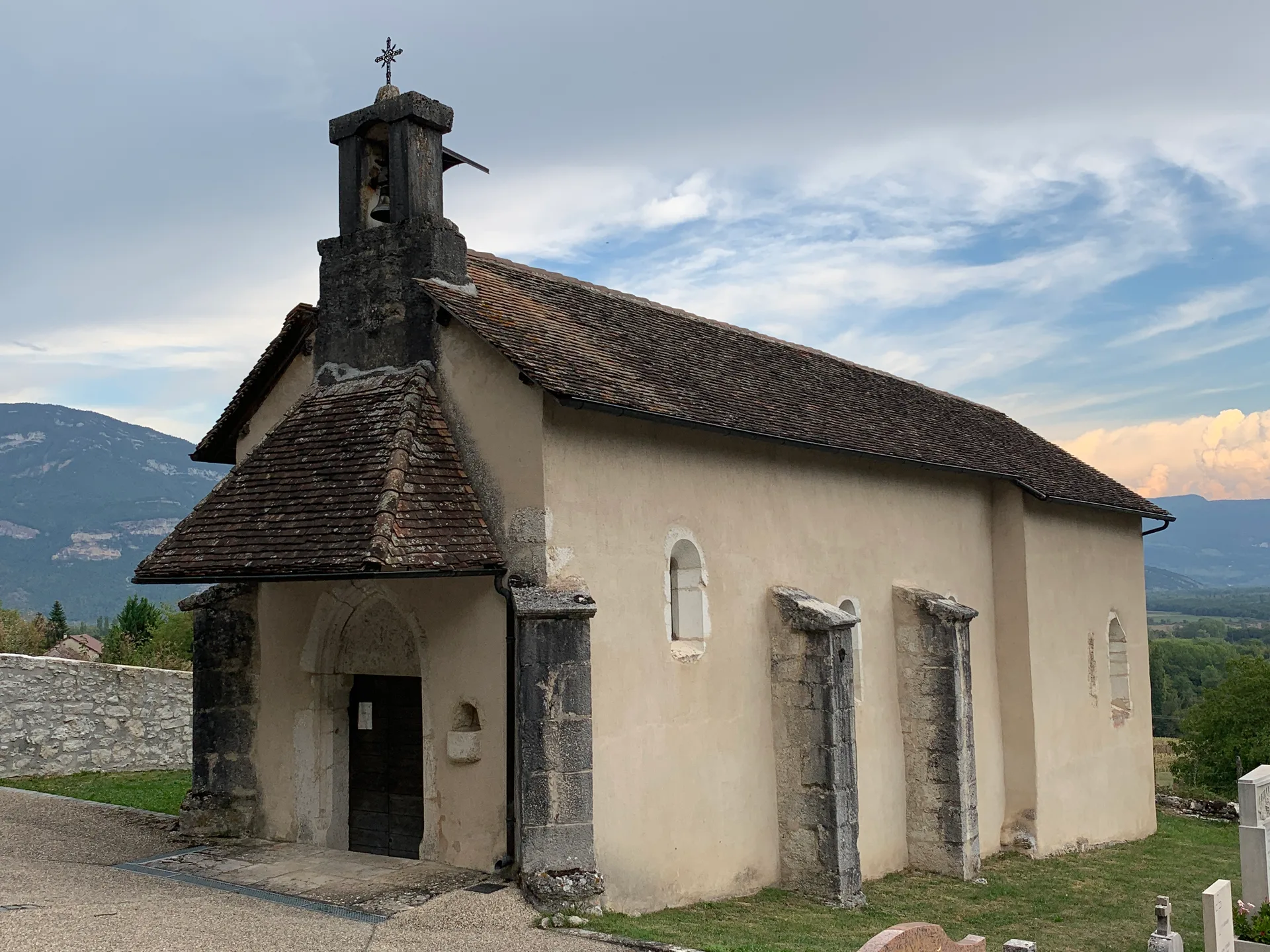Lac de Chavoley à Ceyzérieu — À 2,6 km du lac