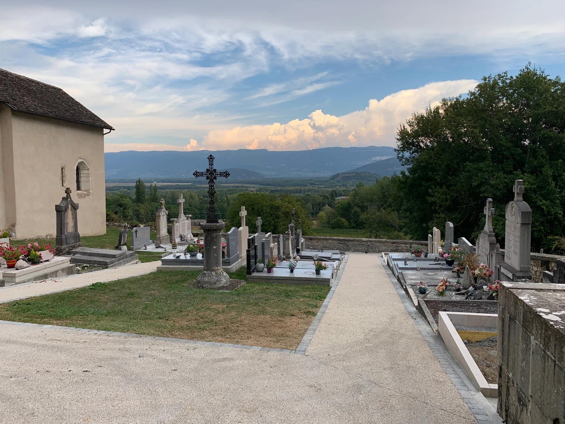 Lac de Chavoley à Ceyzérieu — À 2,6 km du lac