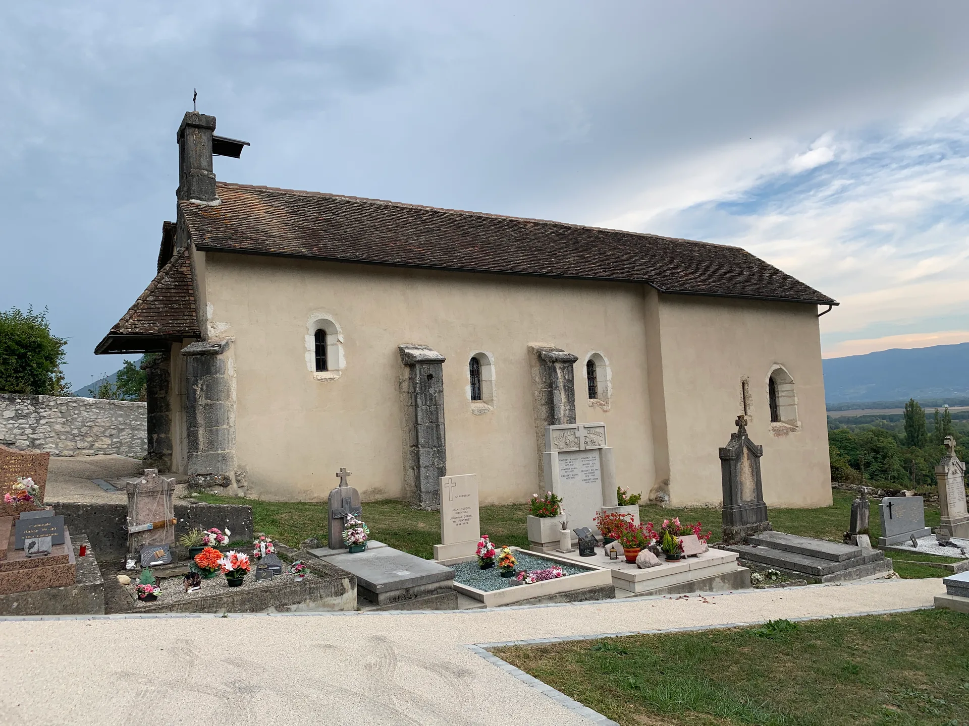 Lac de Chavoley à Ceyzérieu — À 2,6 km du lac