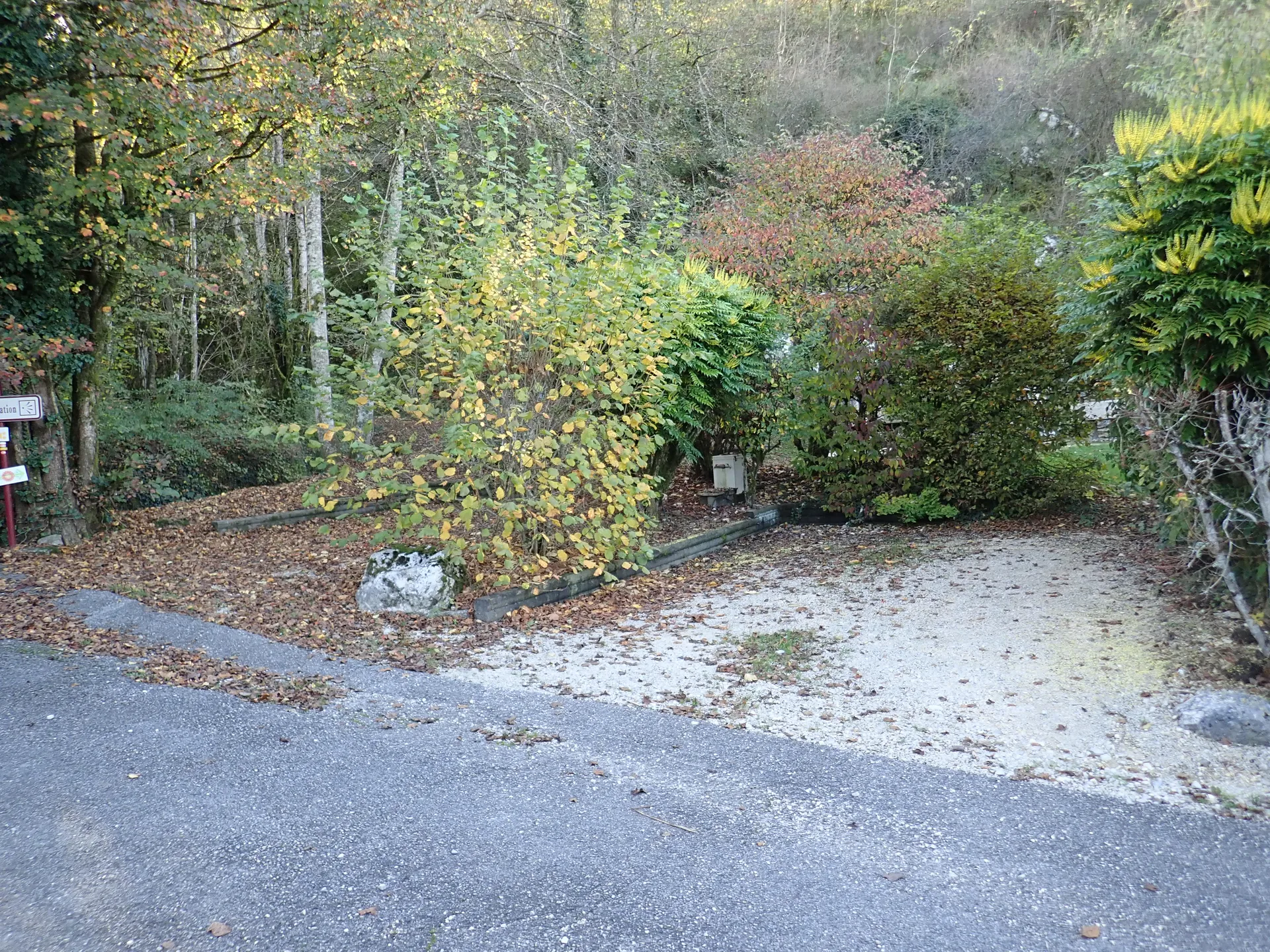 Lac de Chavoley à Ceyzérieu — À 2,4 km du lac