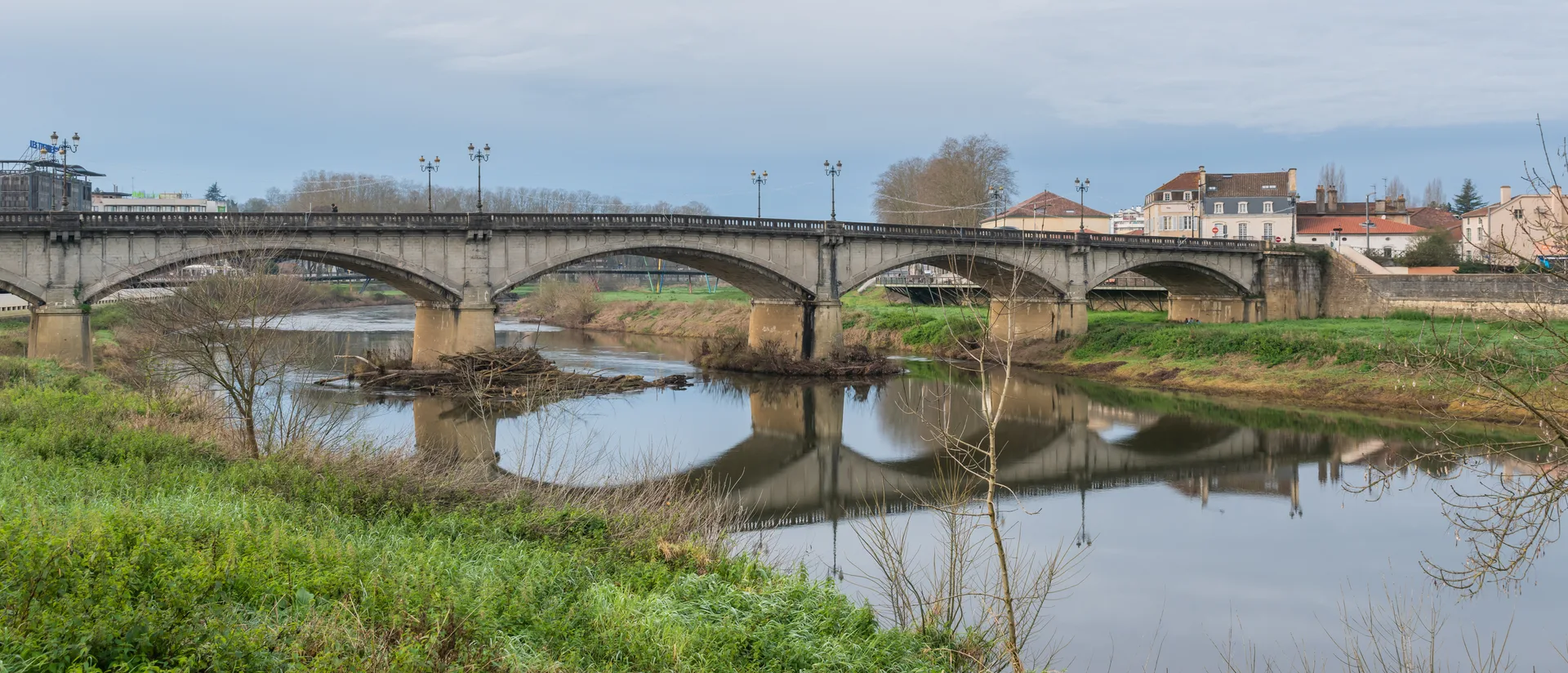 Lac de Christus à Saint-Paul-lès-Dax — À 2,4 km du lac