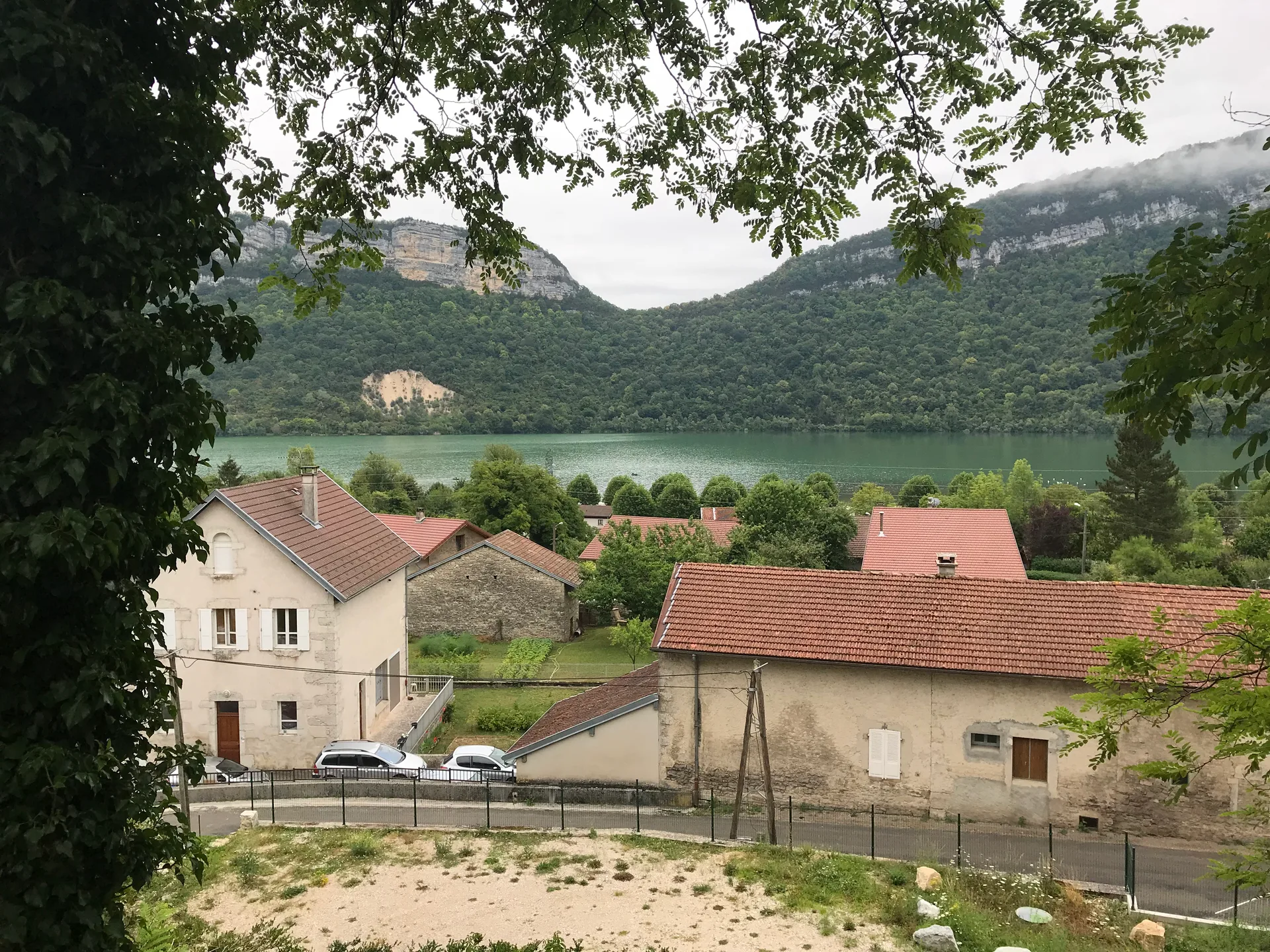 Lac de Coiselet à Condes — À 531 m du lac