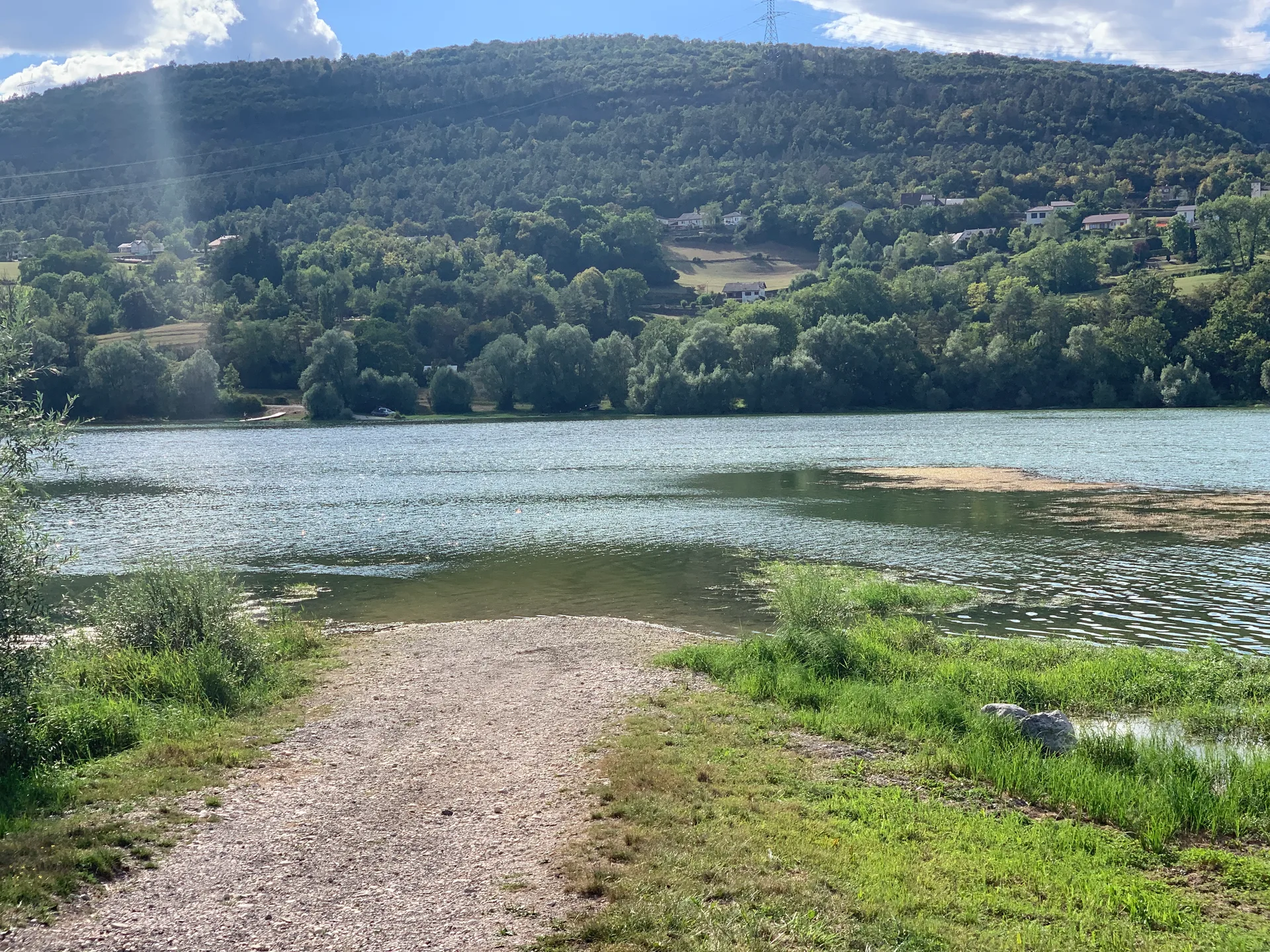 Lac de Conflans à Matafelon-Granges — À 451 m du lac