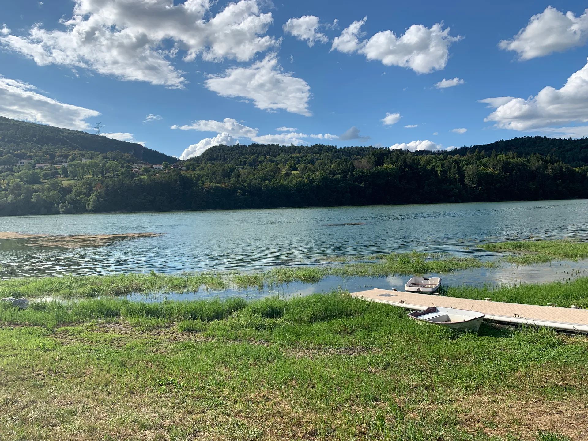 Lac de Conflans à Matafelon-Granges — À 452 m du lac