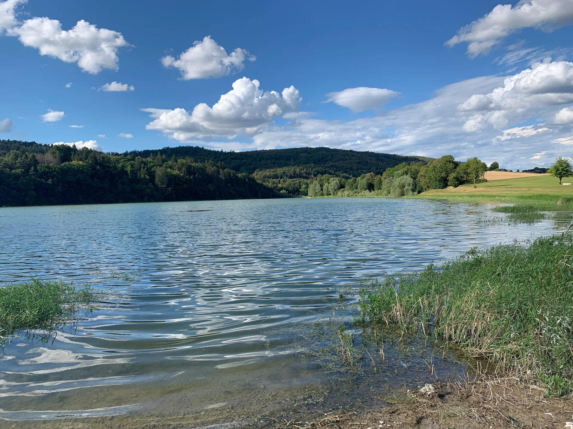 Lac de Conflans à Matafelon-Granges — À 415 m du lac